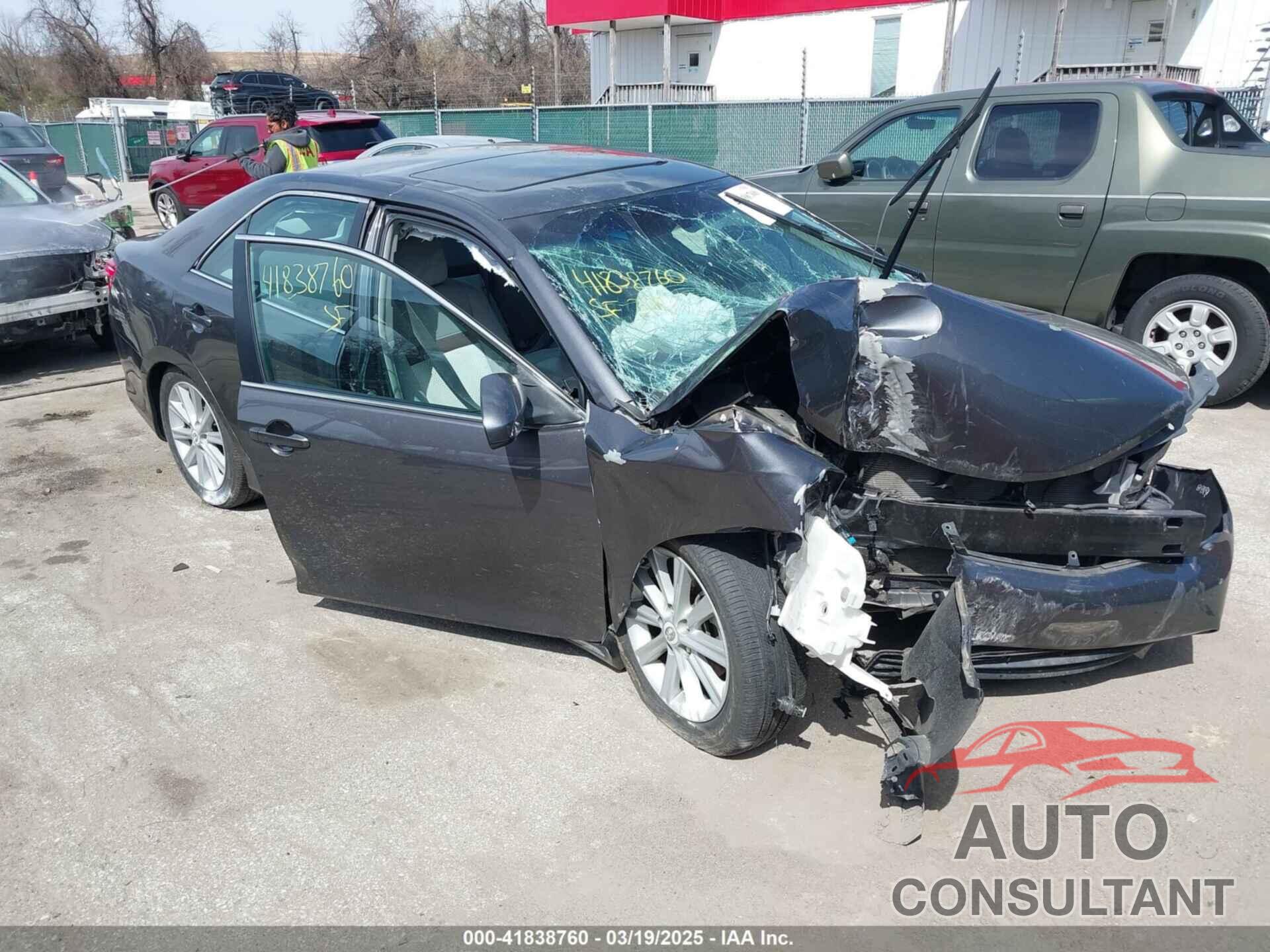 TOYOTA CAMRY 2012 - 4T4BF1FK8CR242619
