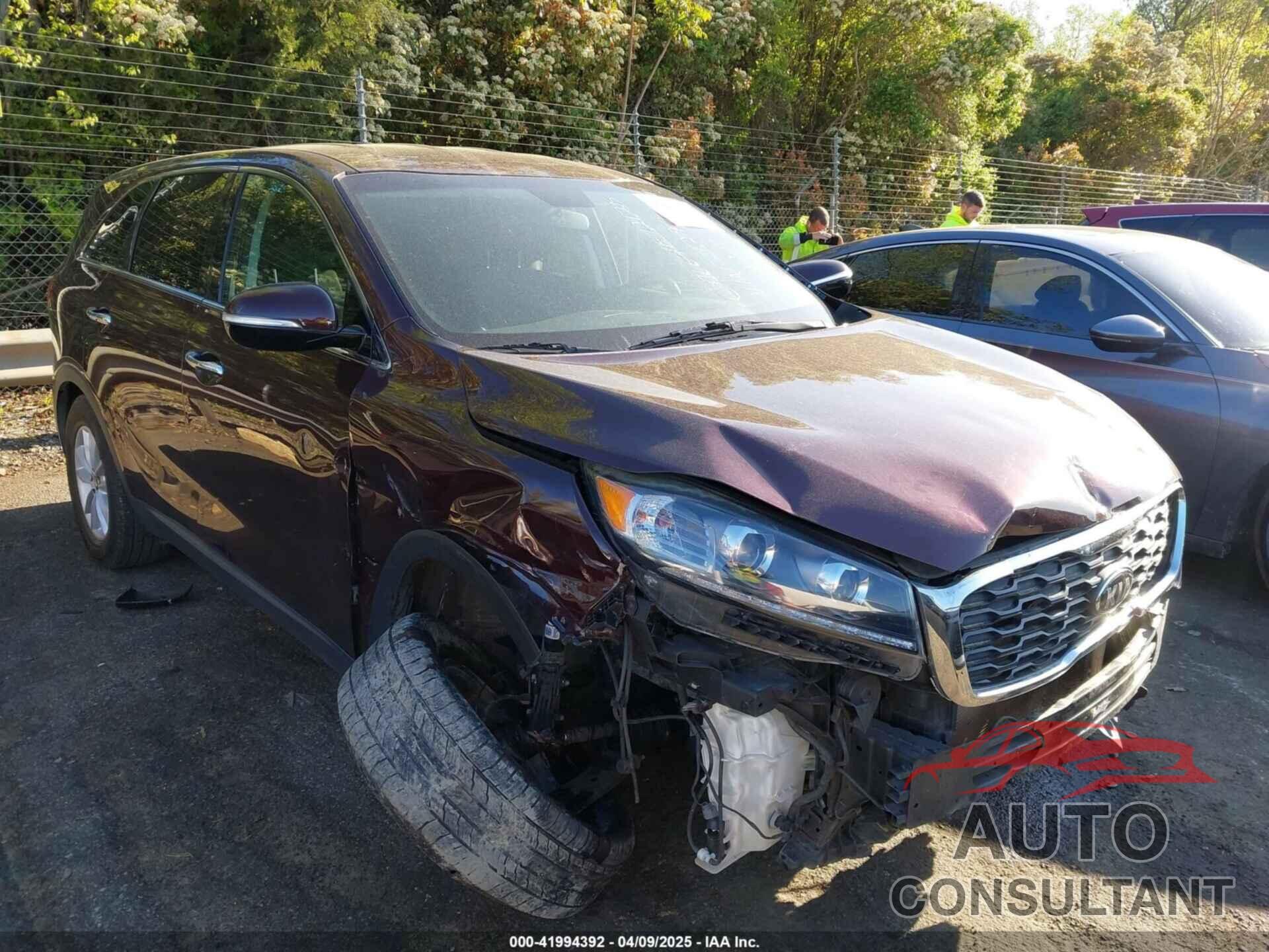 KIA SORENTO 2019 - 5XYPG4A56KG481297