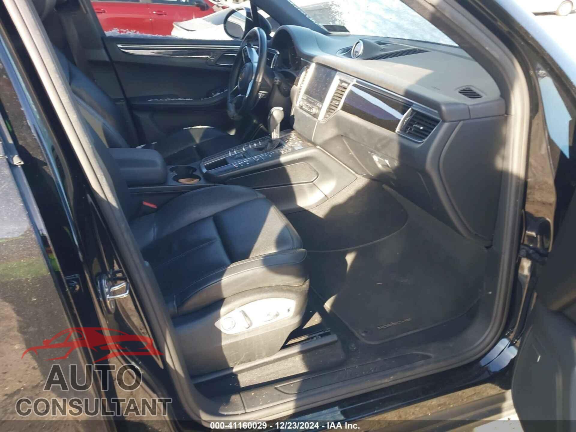 PORSCHE MACAN 2017 - WP1AA2A58HLB02405