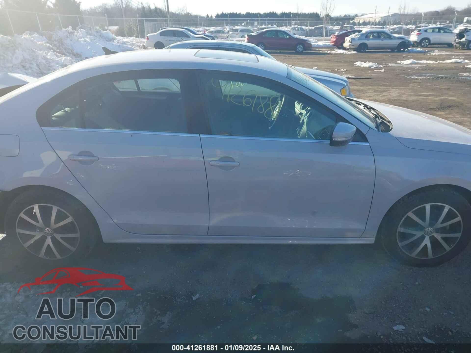 VOLKSWAGEN JETTA 2017 - 3VWDB7AJ5HM285733