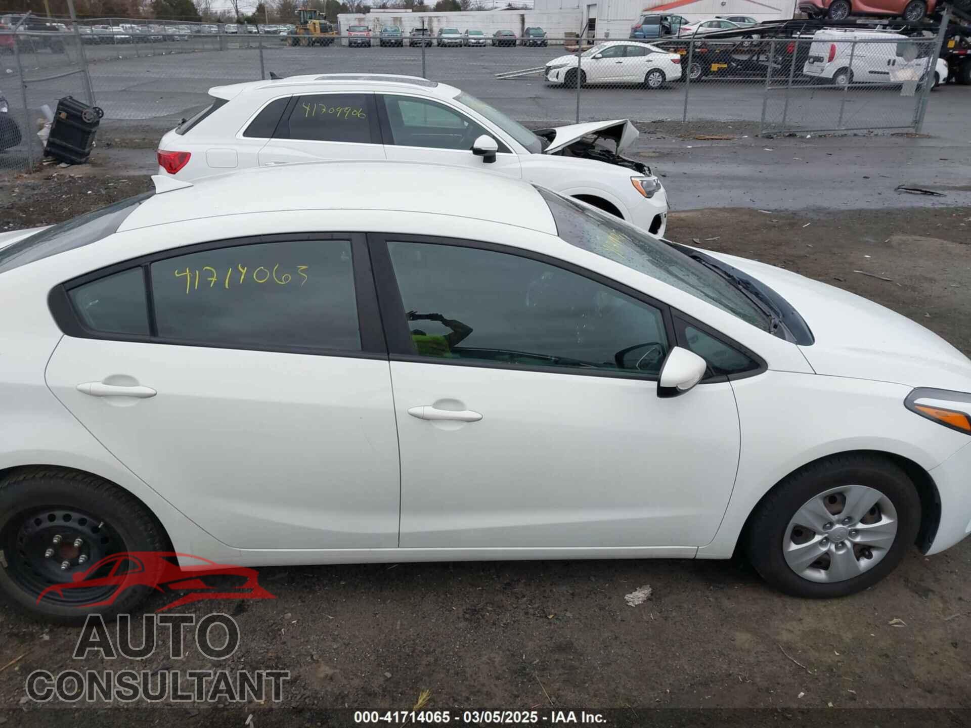 KIA FORTE 2017 - 3KPFK4A77HE111123