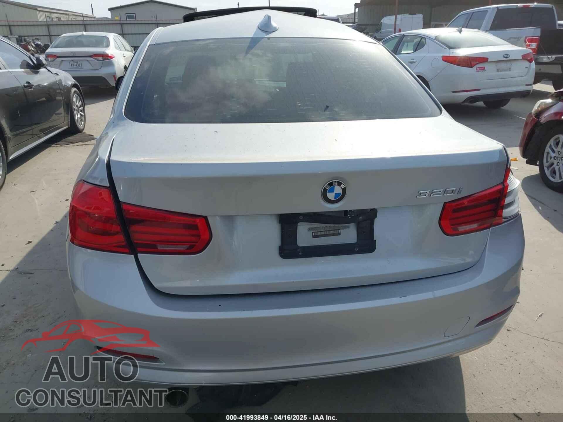 BMW 320I 2016 - WBA8E1G5XGNU10049