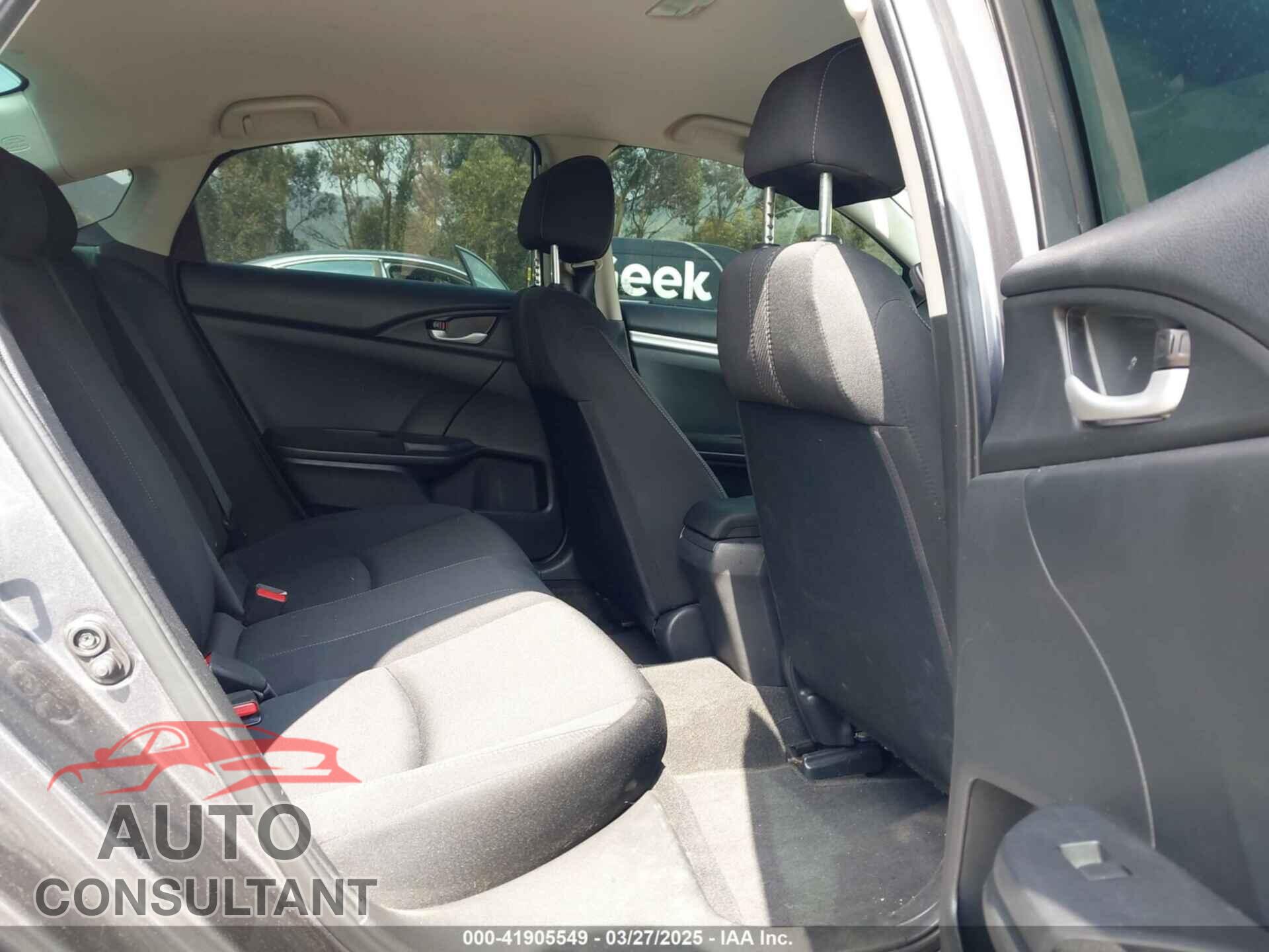 HONDA CIVIC 2017 - 2HGFC2F56HH546097