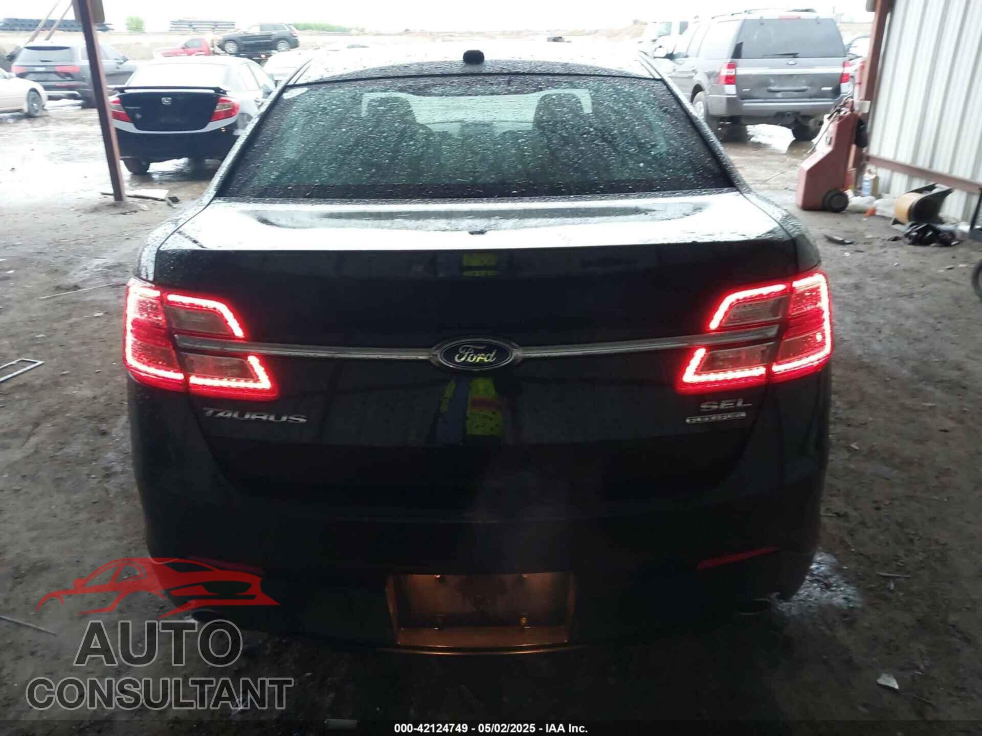 FORD TAURUS 2014 - 1FAHP2E85EG145919