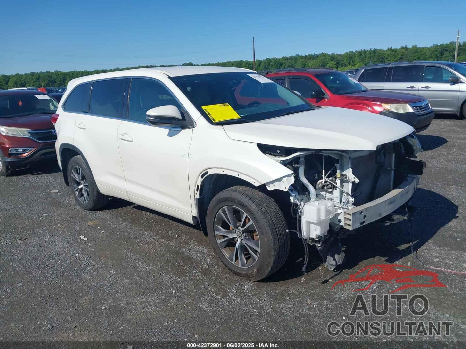 TOYOTA HIGHLANDER 2018 - 5TDBZRFH4JS840443