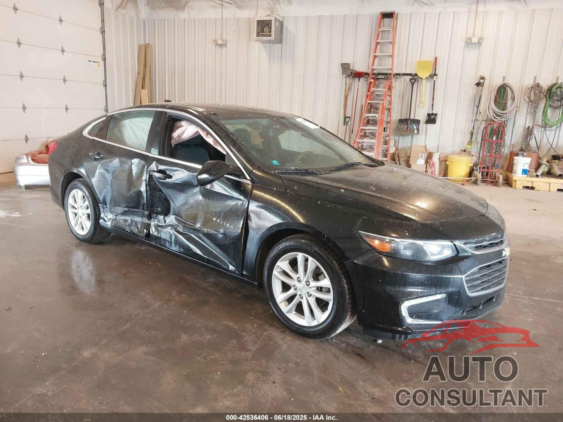 CHEVROLET MALIBU 2017 - 1G1ZE5STXHF254815