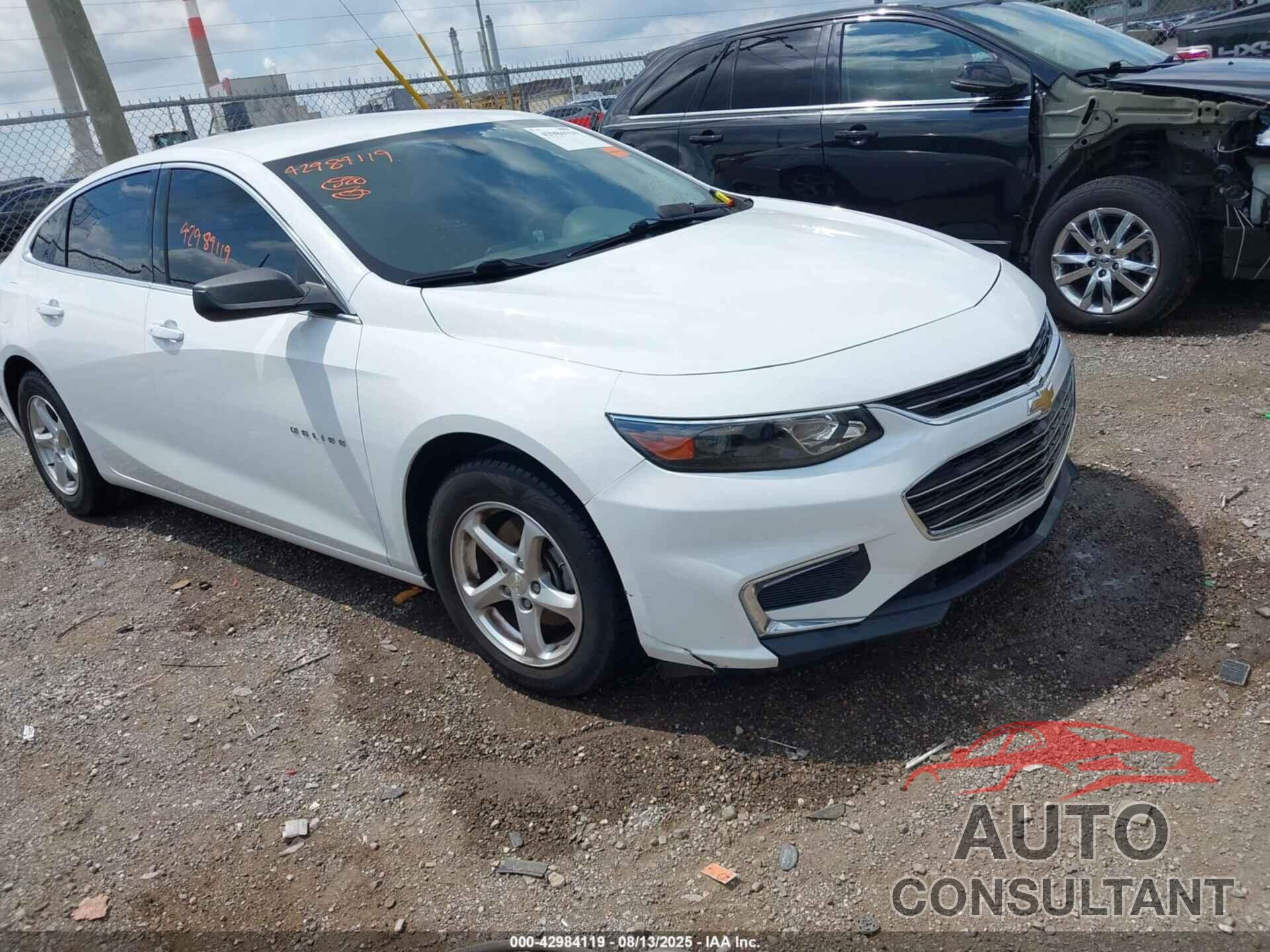 CHEVROLET MALIBU 2017 - 1G1ZB5ST0HF145224