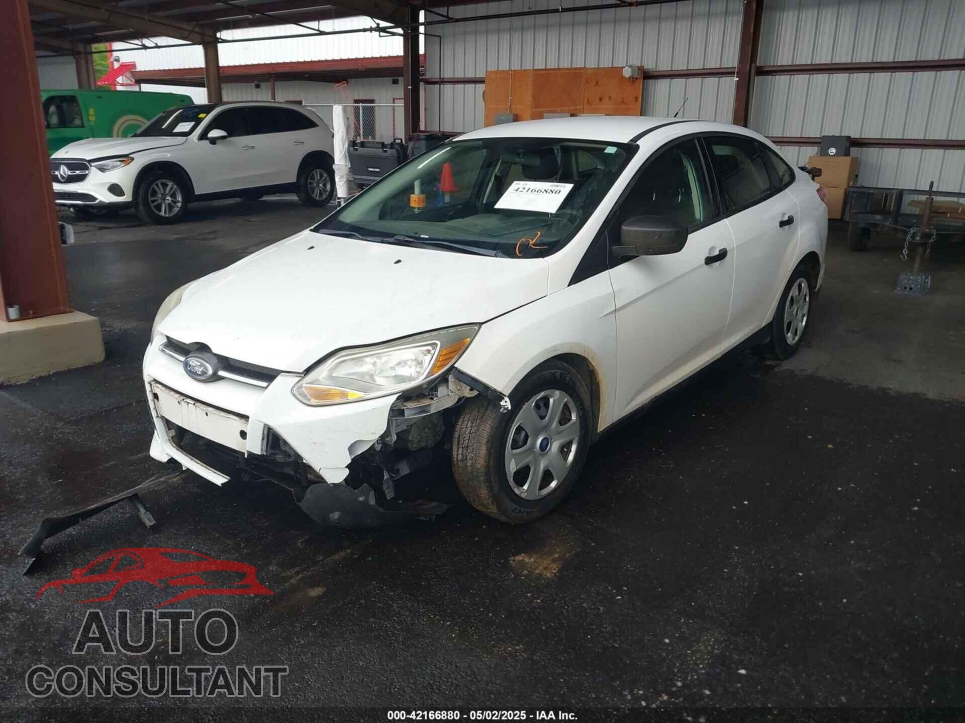 FORD FOCUS 2012 - 1FAHP3E24CL254409