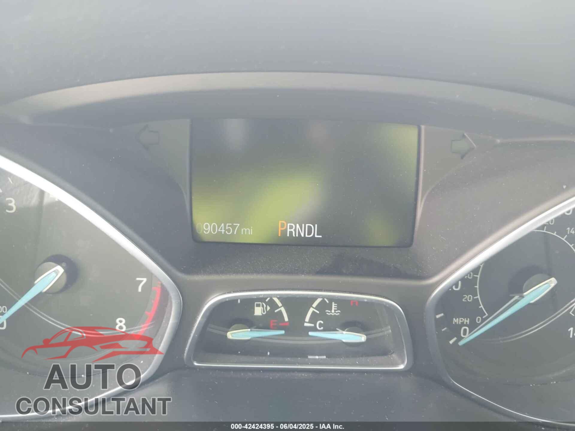 FORD FOCUS 2017 - 1FADP3F20HL244335