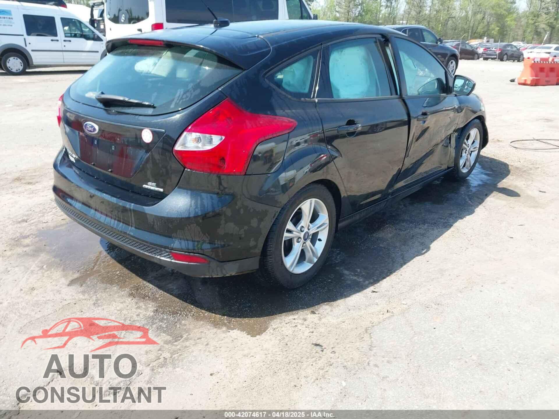 FORD FOCUS 2014 - 1FADP3K28EL173354