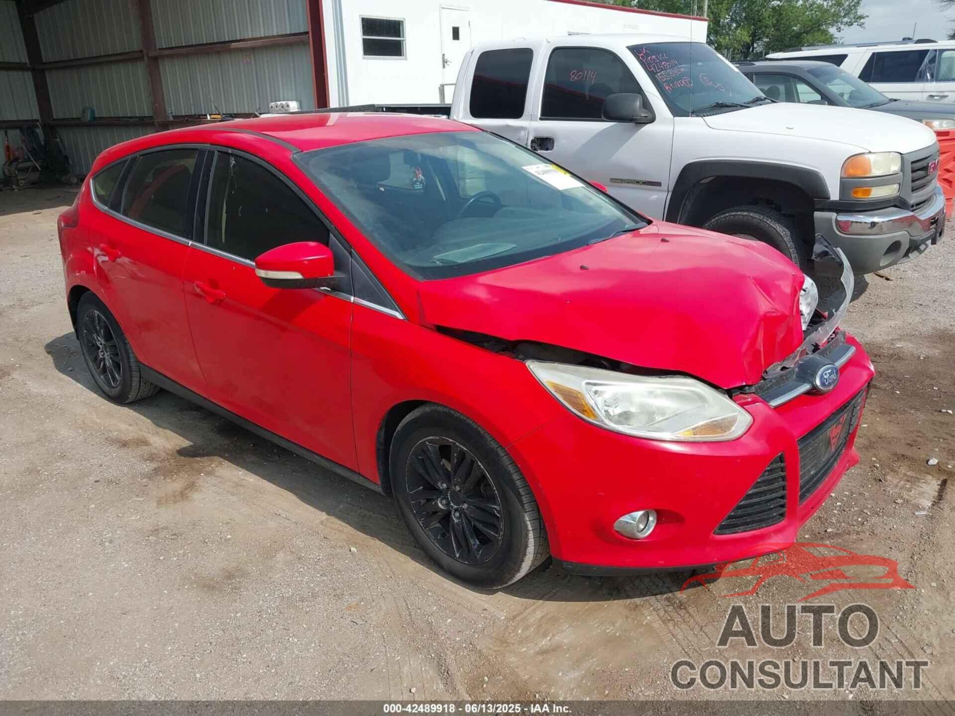 FORD FOCUS 2012 - 1FAHP3M21CL349320