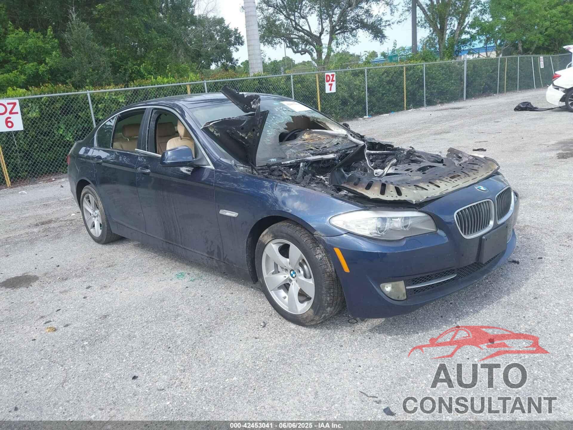 BMW 528I 2011 - WBAFR1C53BC751430