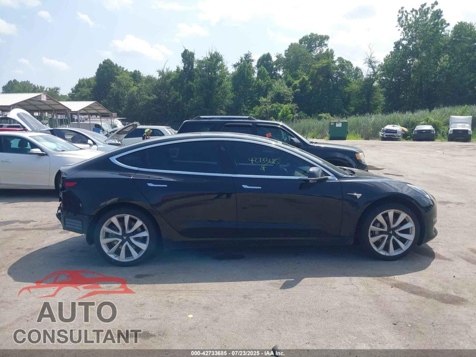 TESLA MODEL 3 2019 - 5YJ3E1EAXKF417006