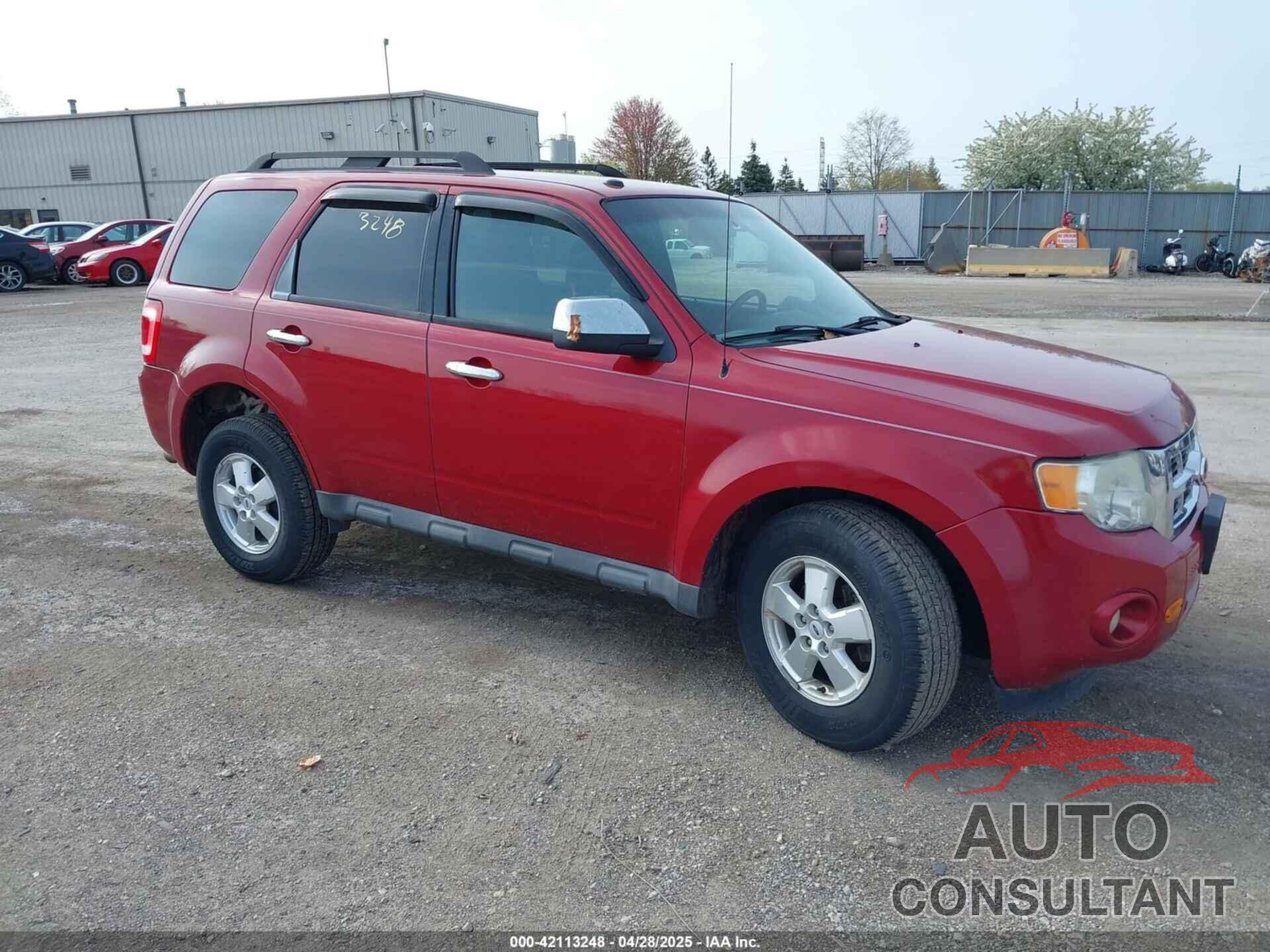 FORD ESCAPE 2010 - 1FMCU9DG8AKC61567