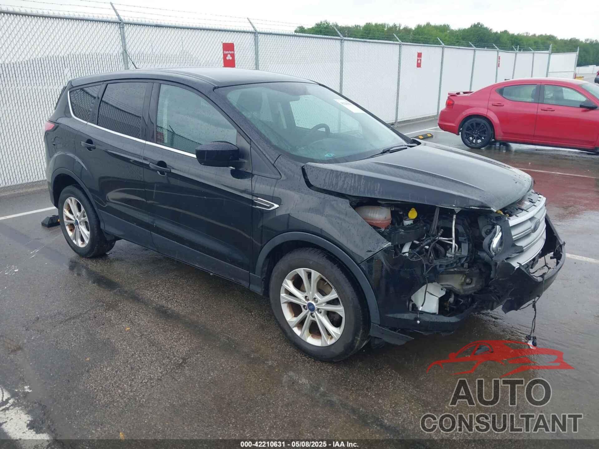 FORD ESCAPE 2017 - 1FMCU0GD4HUD39015