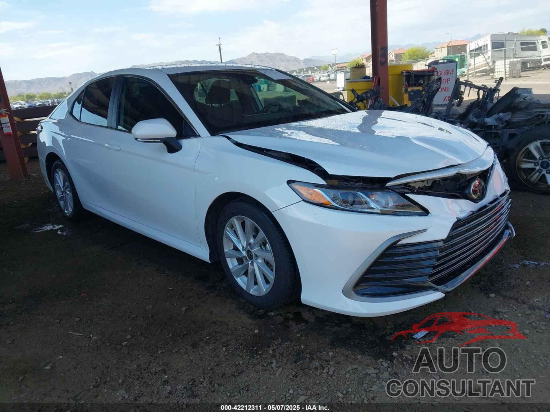 TOYOTA CAMRY 2024 - 4T1C11AK4RU864390