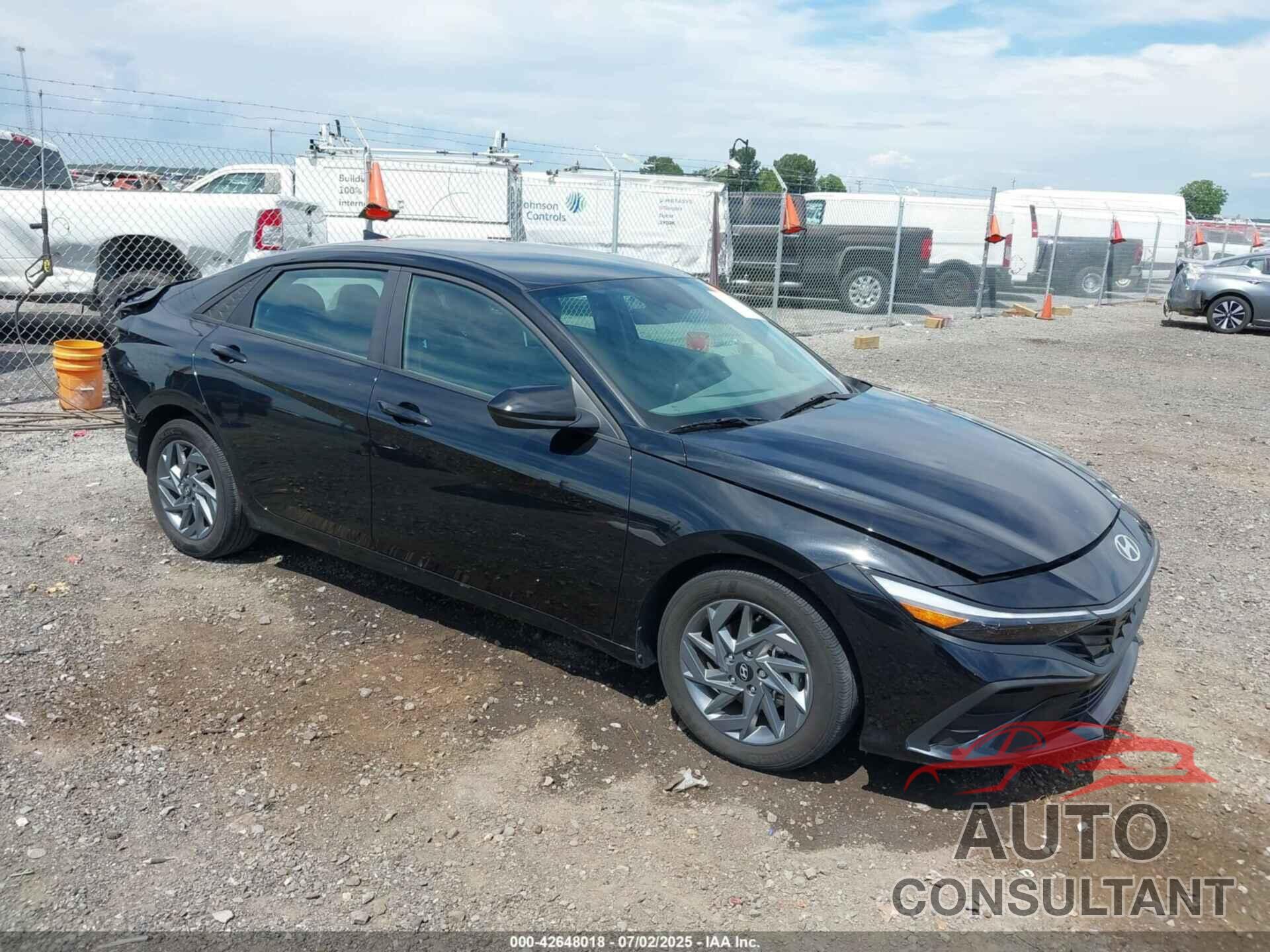 HYUNDAI ELANTRA 2024 - KMHLM4DG5RU755338