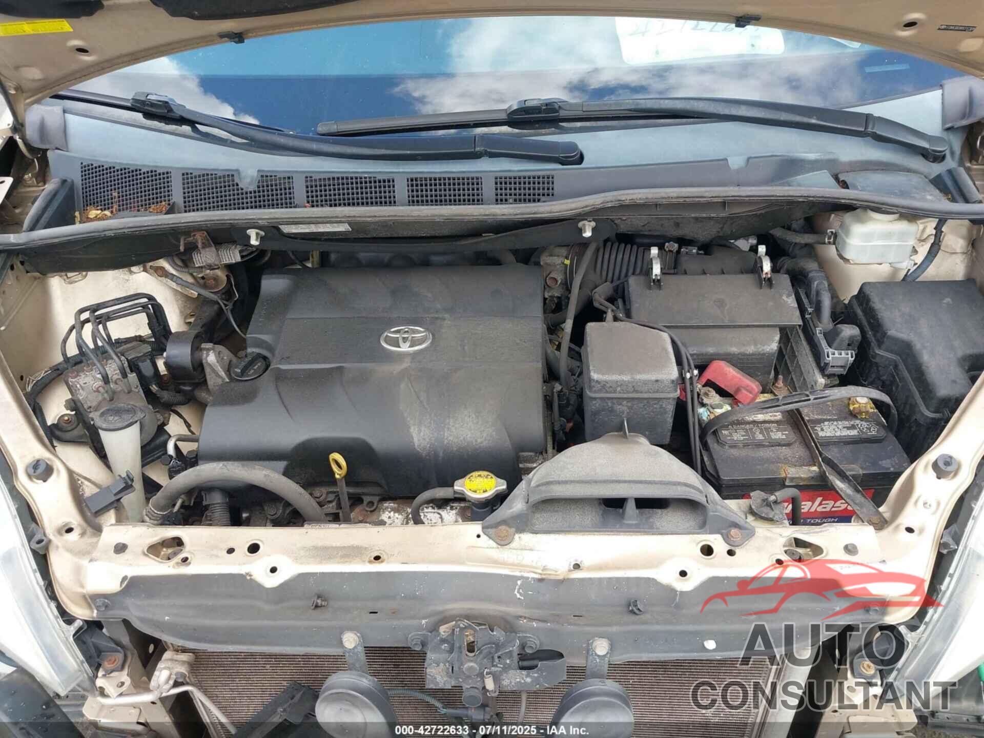 TOYOTA SIENNA 2013 - 5TDKK3DC8DS317309