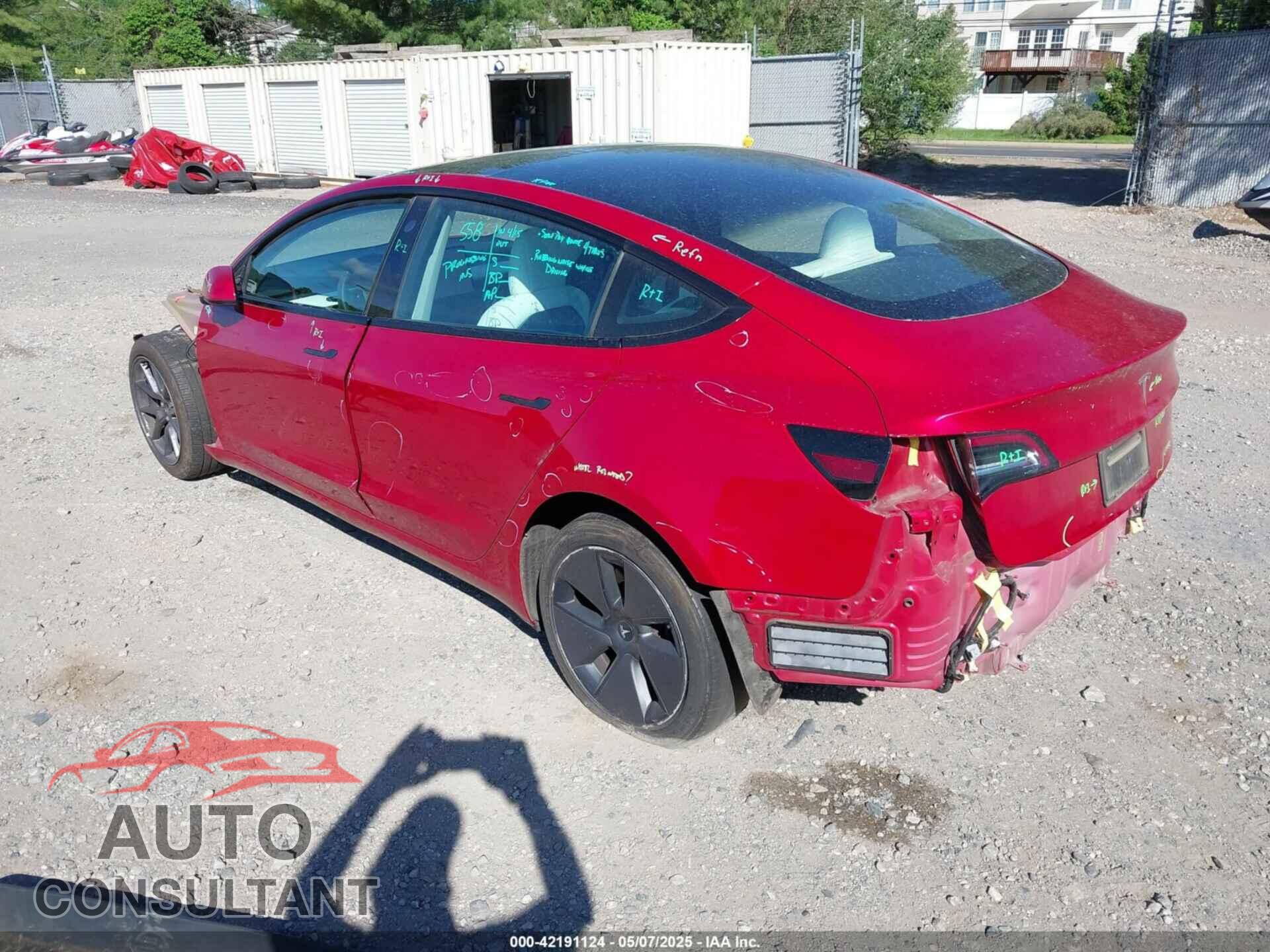 TESLA MODEL 3 2021 - 5YJ3E1EA8MF842663