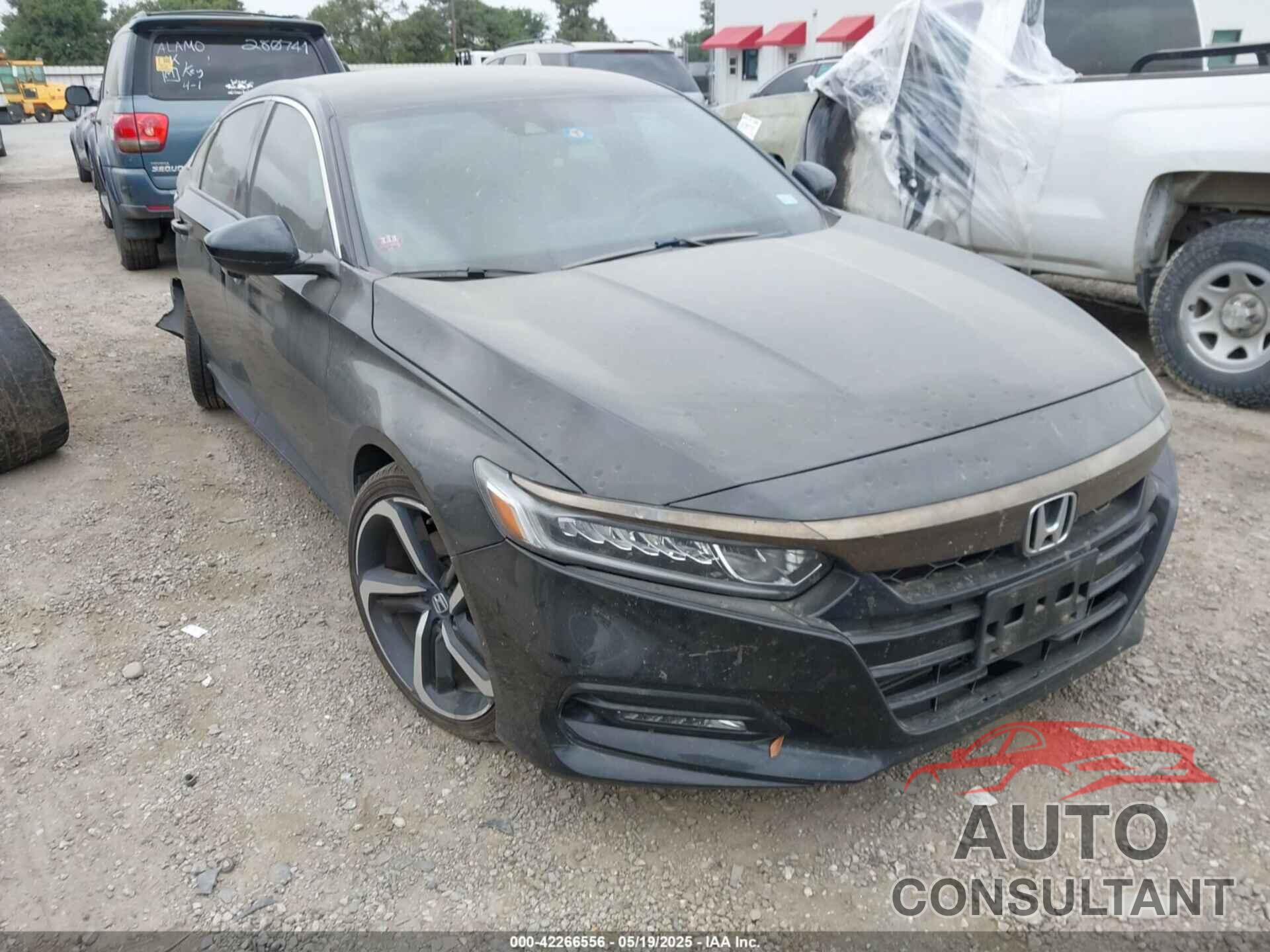 HONDA ACCORD 2018 - 1HGCV1F37JA221971