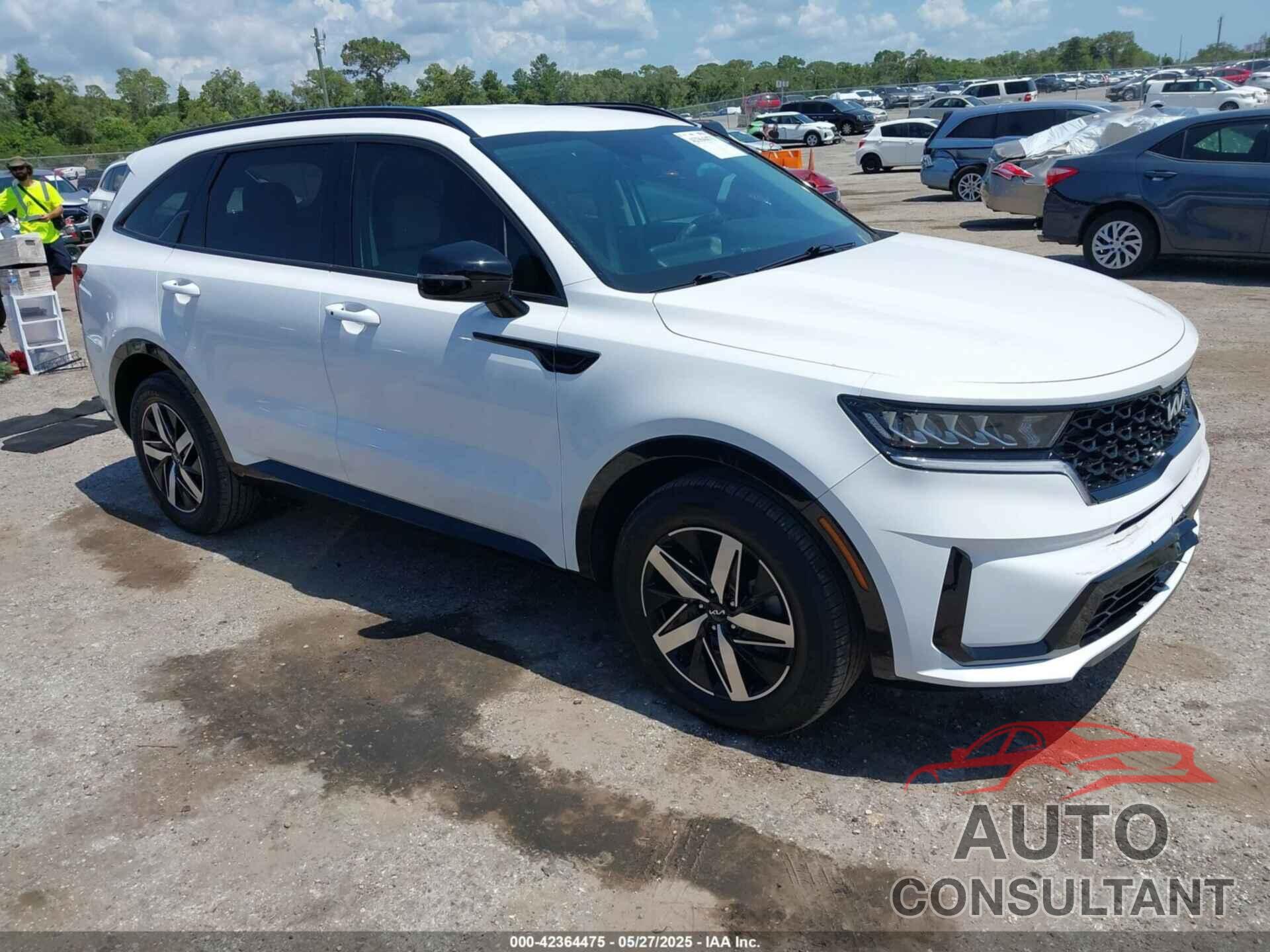 KIA SORENTO 2023 - 5XYRL4LC3PG167842