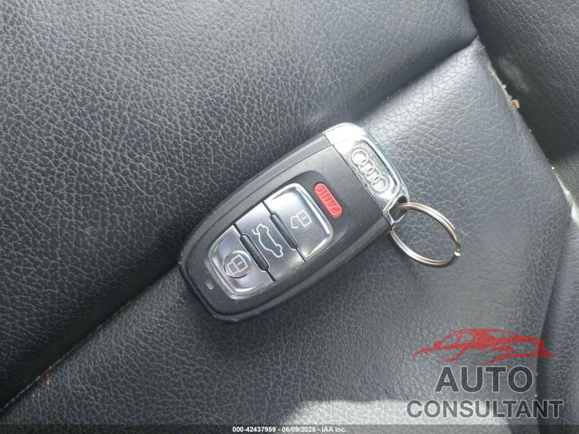 AUDI Q5 2010 - WA1LKAFPXAA086120