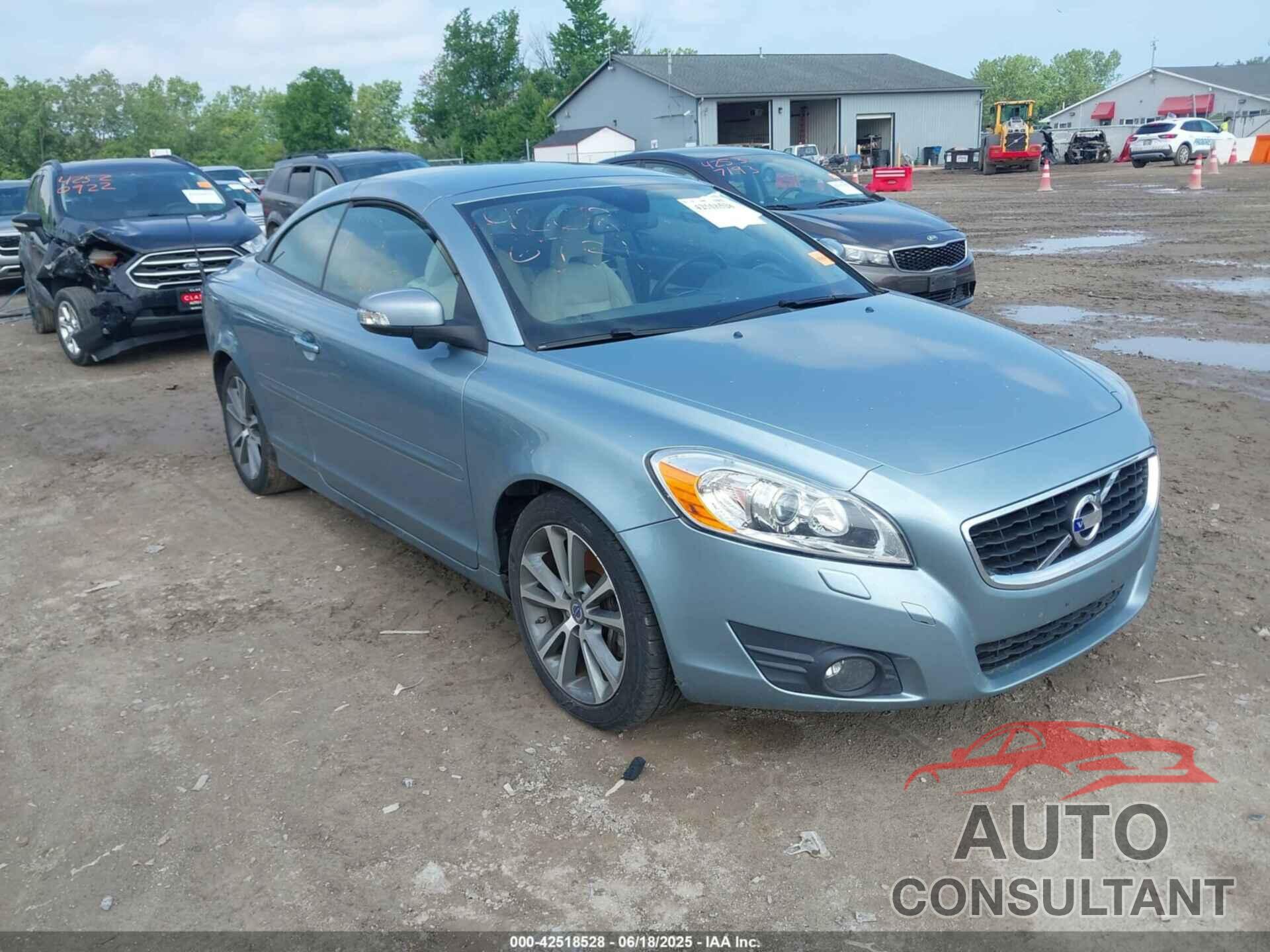 VOLVO C70 2012 - YV1672MC8CJ130705