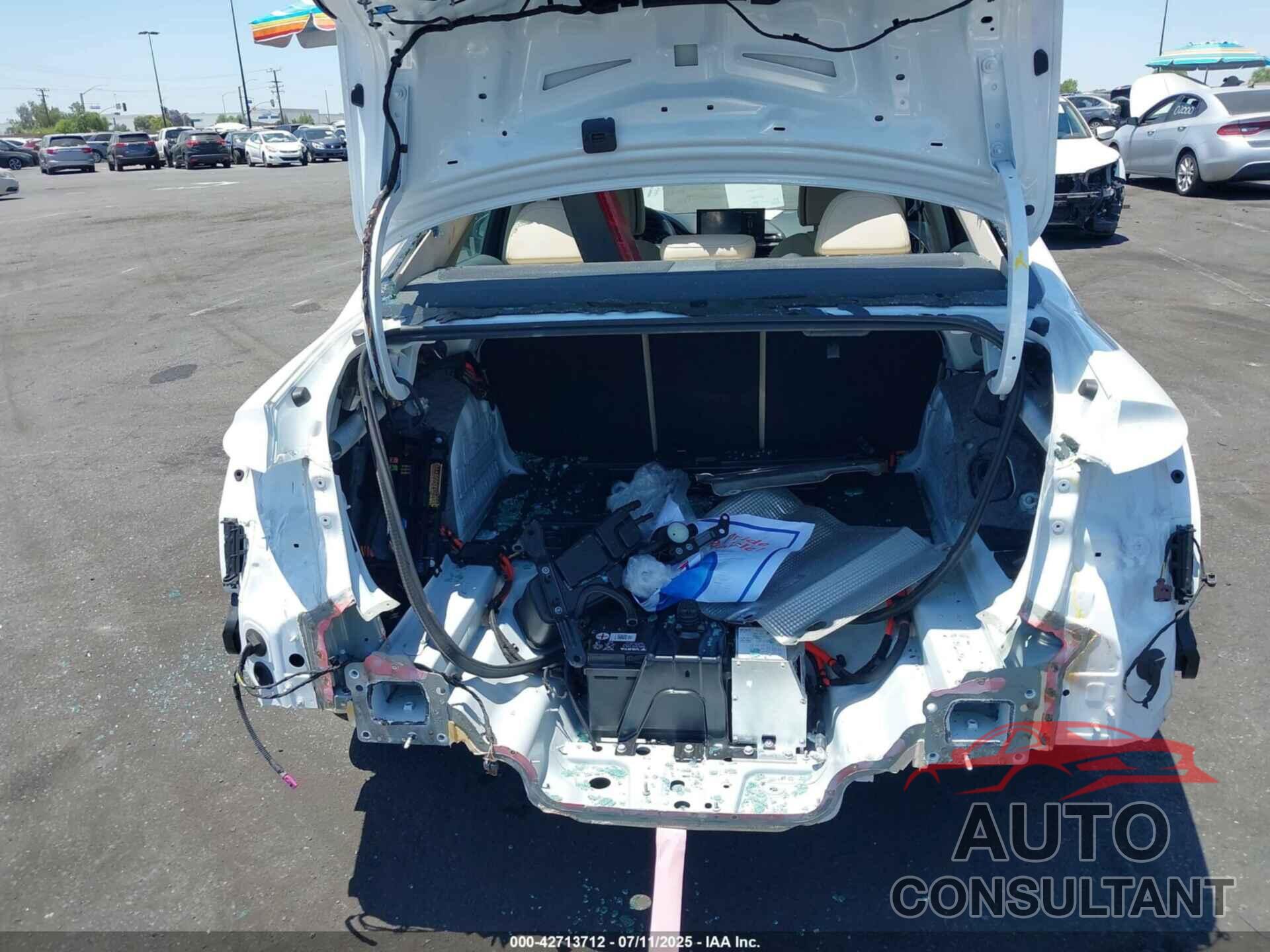 AUDI A4 2022 - WAUABAF44NN000833
