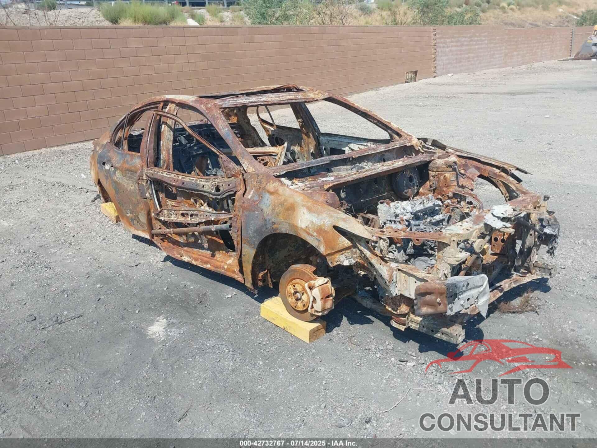 TOYOTA CAMRY 2022 - 4T1K61AK5NU026960