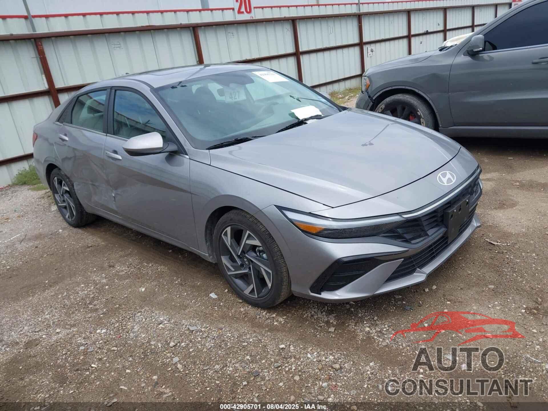 HYUNDAI ELANTRA 2025 - KMHLS4DG8SU000440