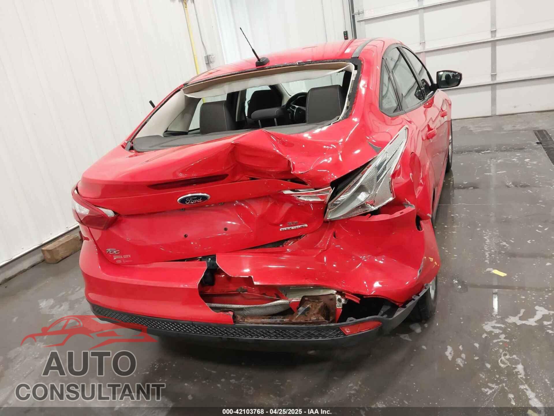 FORD FOCUS 2014 - 1FADP3F27EL432071