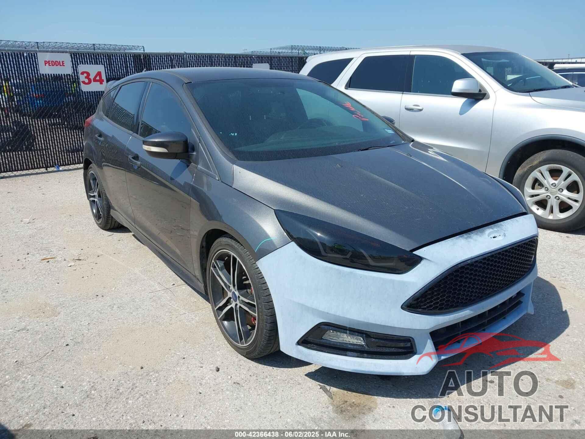 FORD FOCUS ST 2016 - 1FADP3L98GL374380