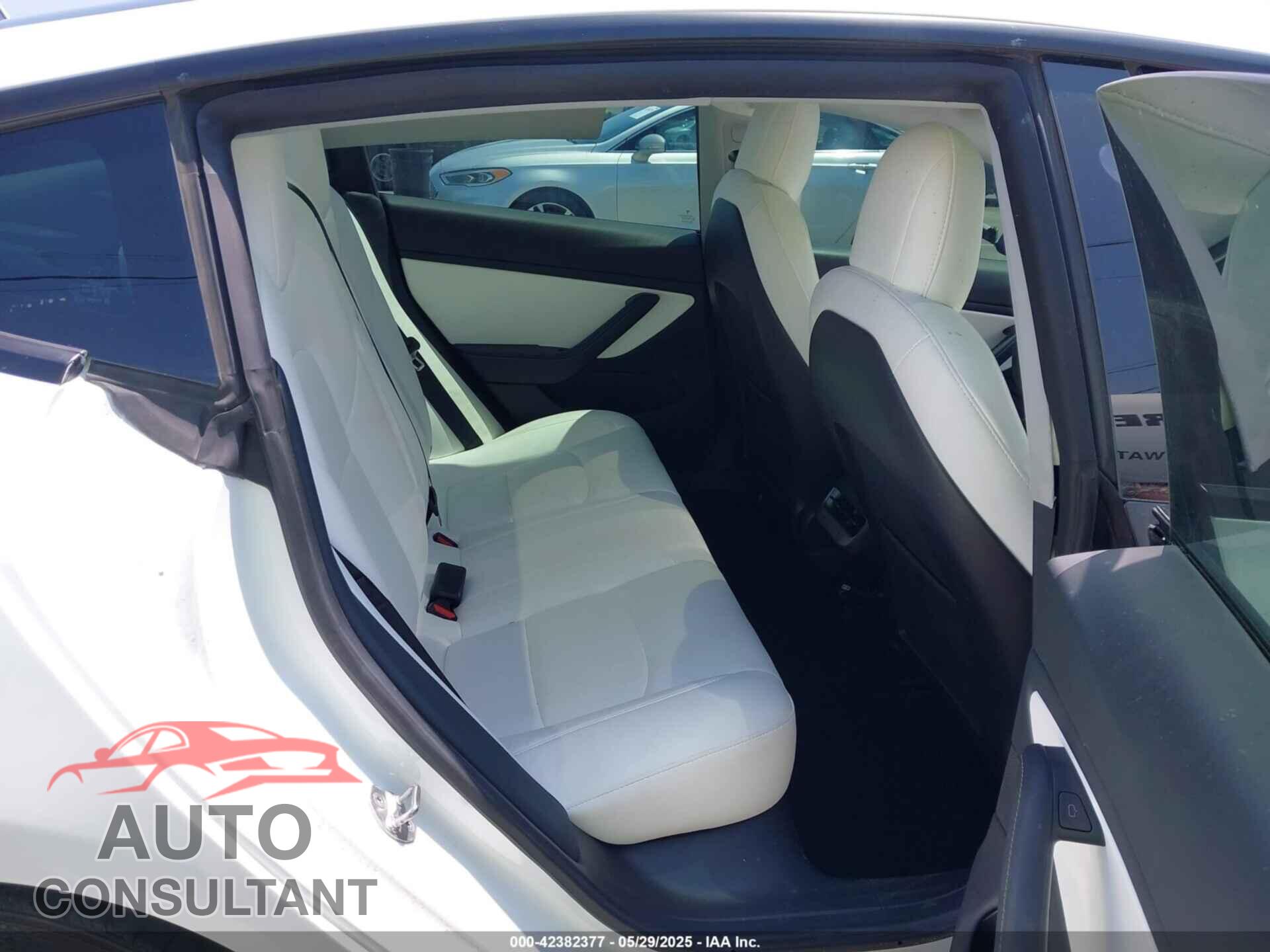 TESLA MODEL 3 2021 - 5YJ3E1EB4MF876155