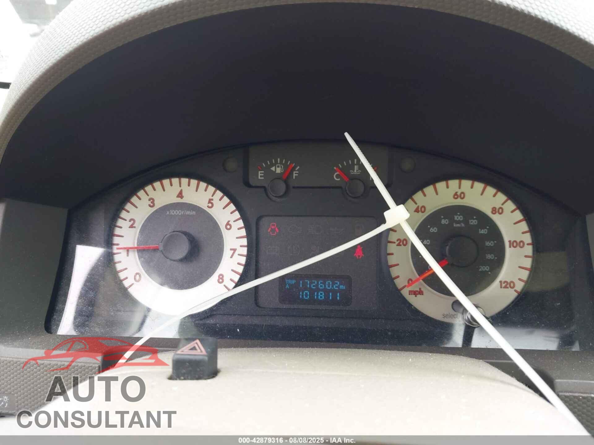 MAZDA TRIBUTE 2011 - 4F2CY0C77BKM06346