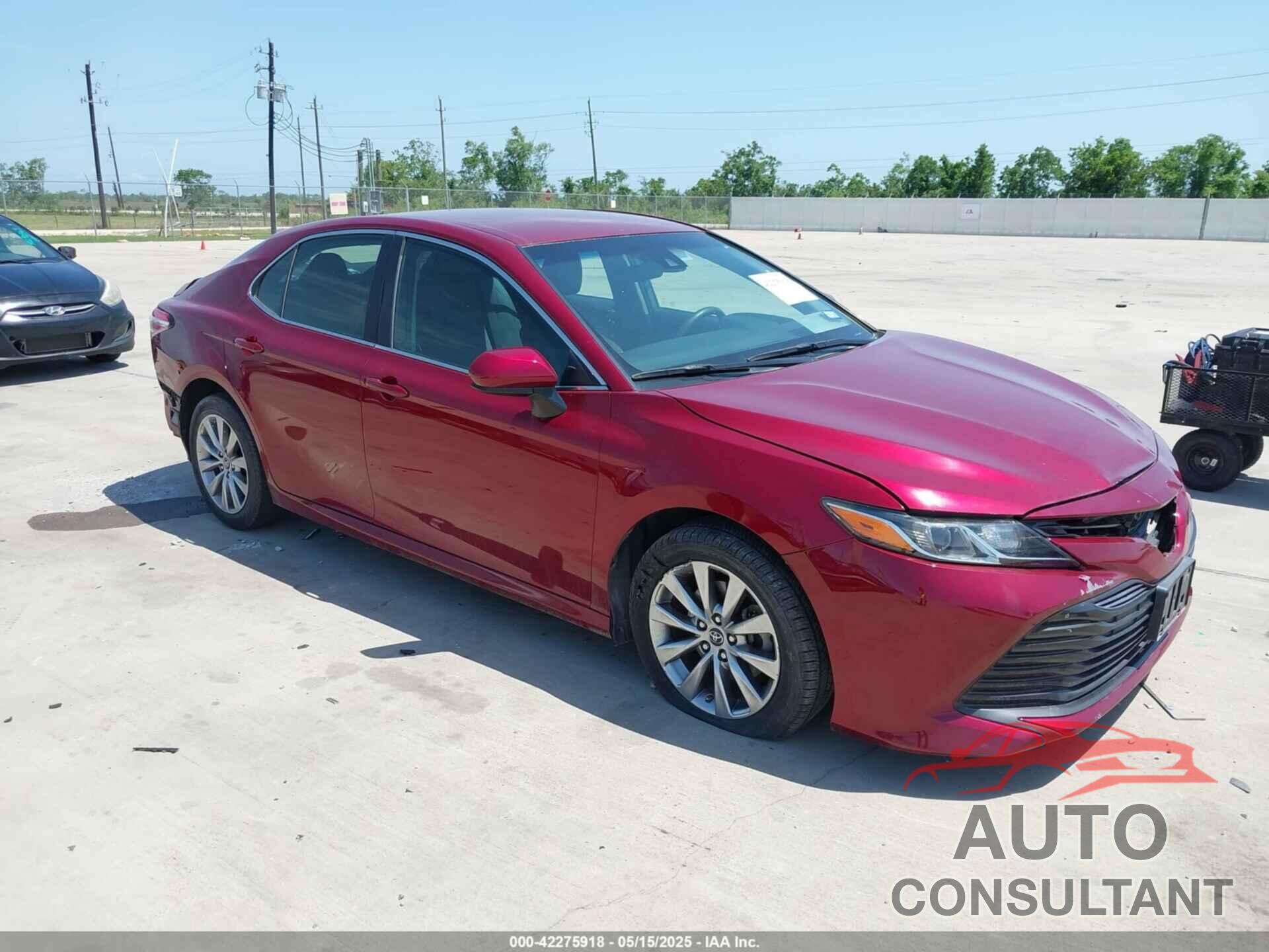 TOYOTA CAMRY 2018 - 4T1B11HK5JU553251