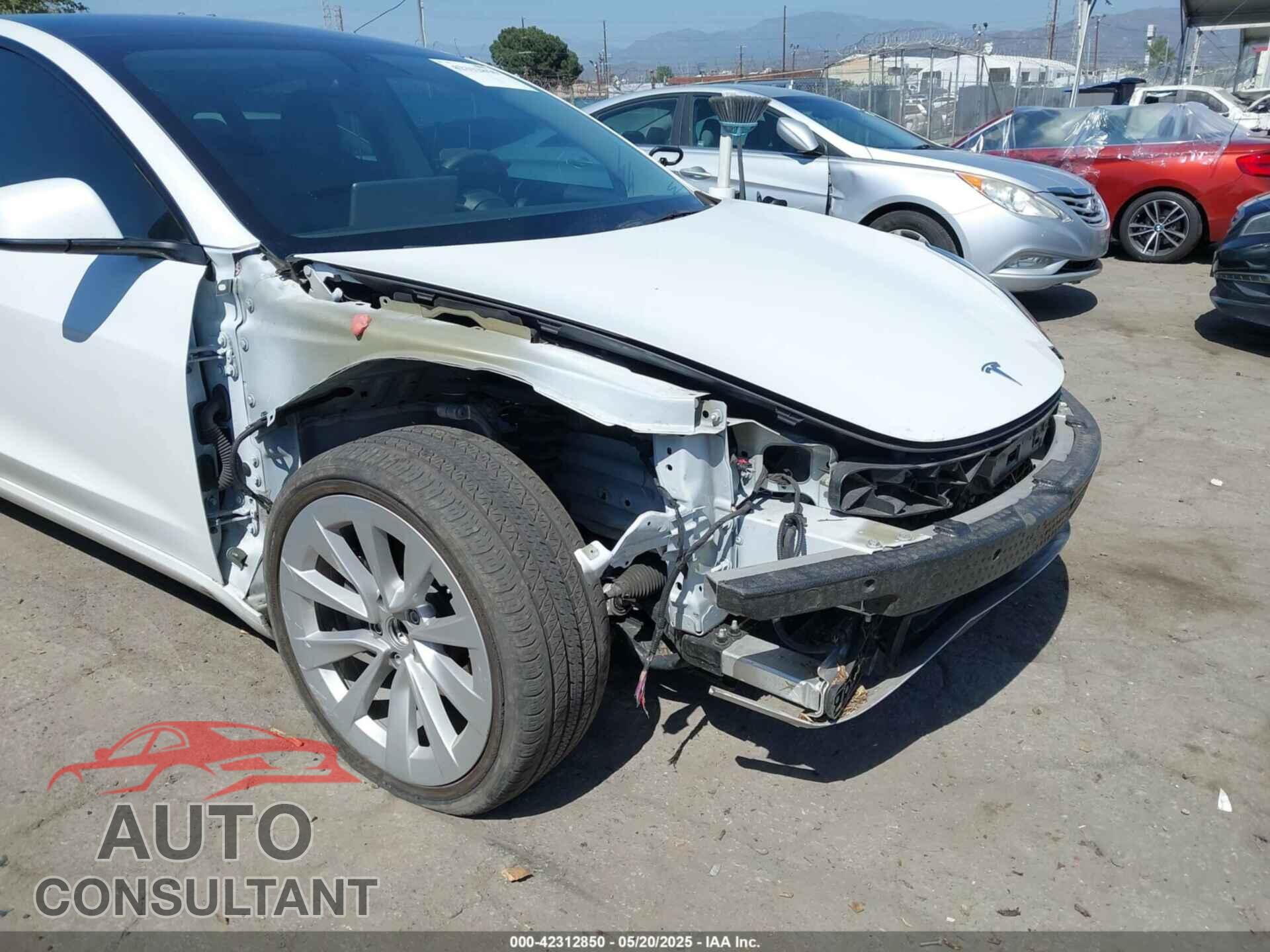 TESLA MODEL 3 2022 - 5YJ3E1EA6NF144568