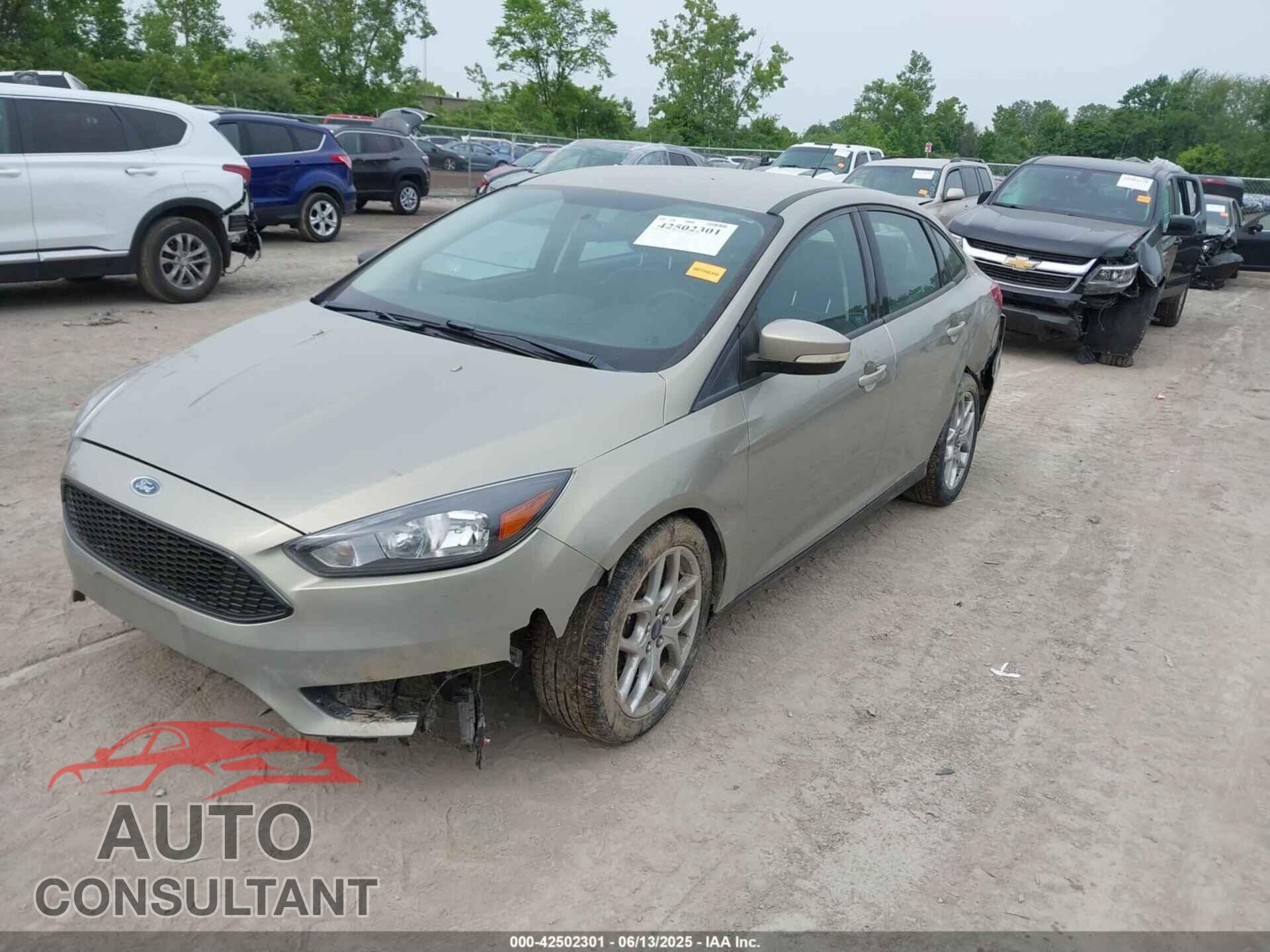 FORD FOCUS 2015 - 1FADP3F28FL333048
