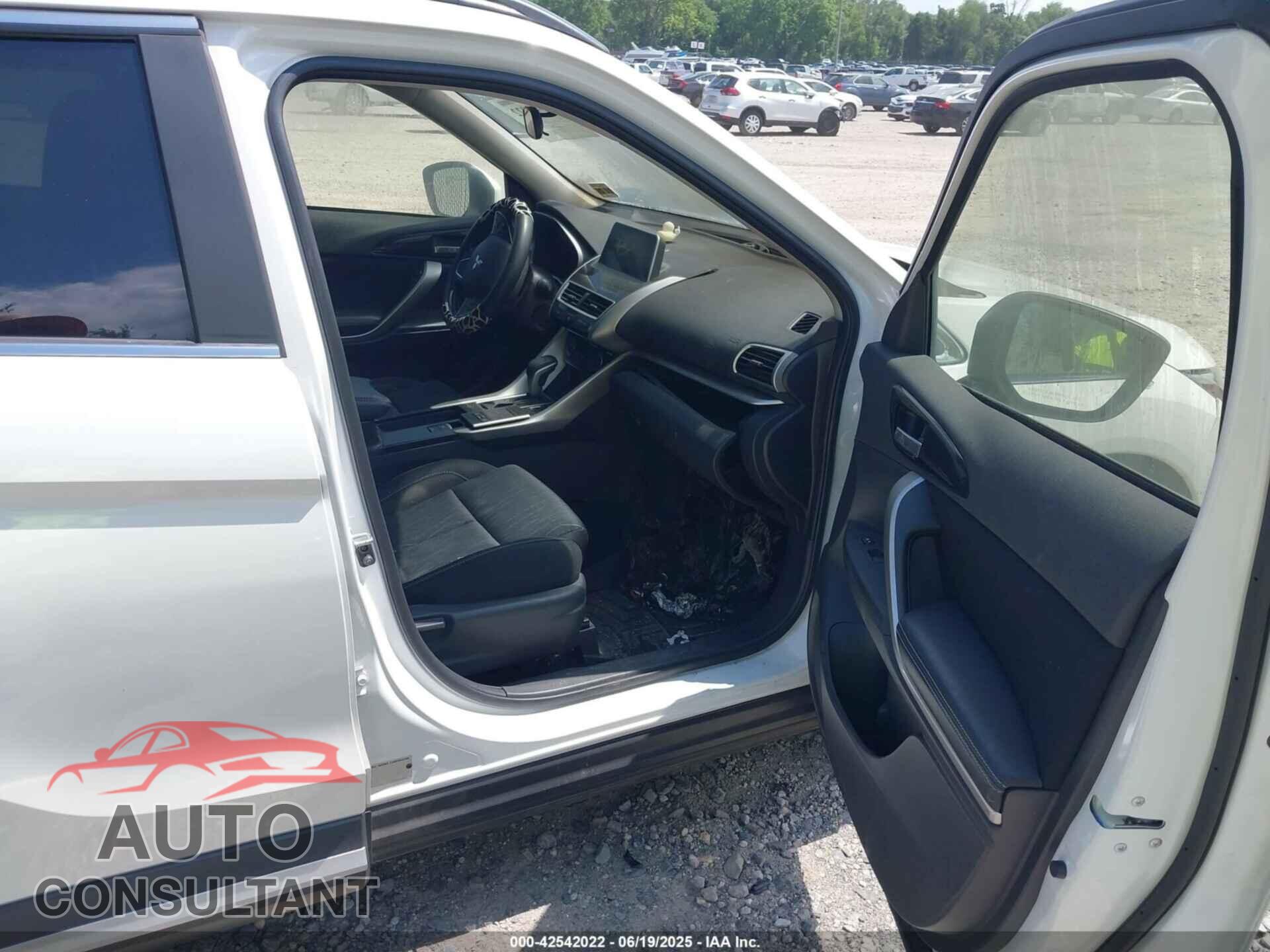 MITSUBISHI ECLIPSE CROSS 2020 - JA4AS5AA8LZ029307