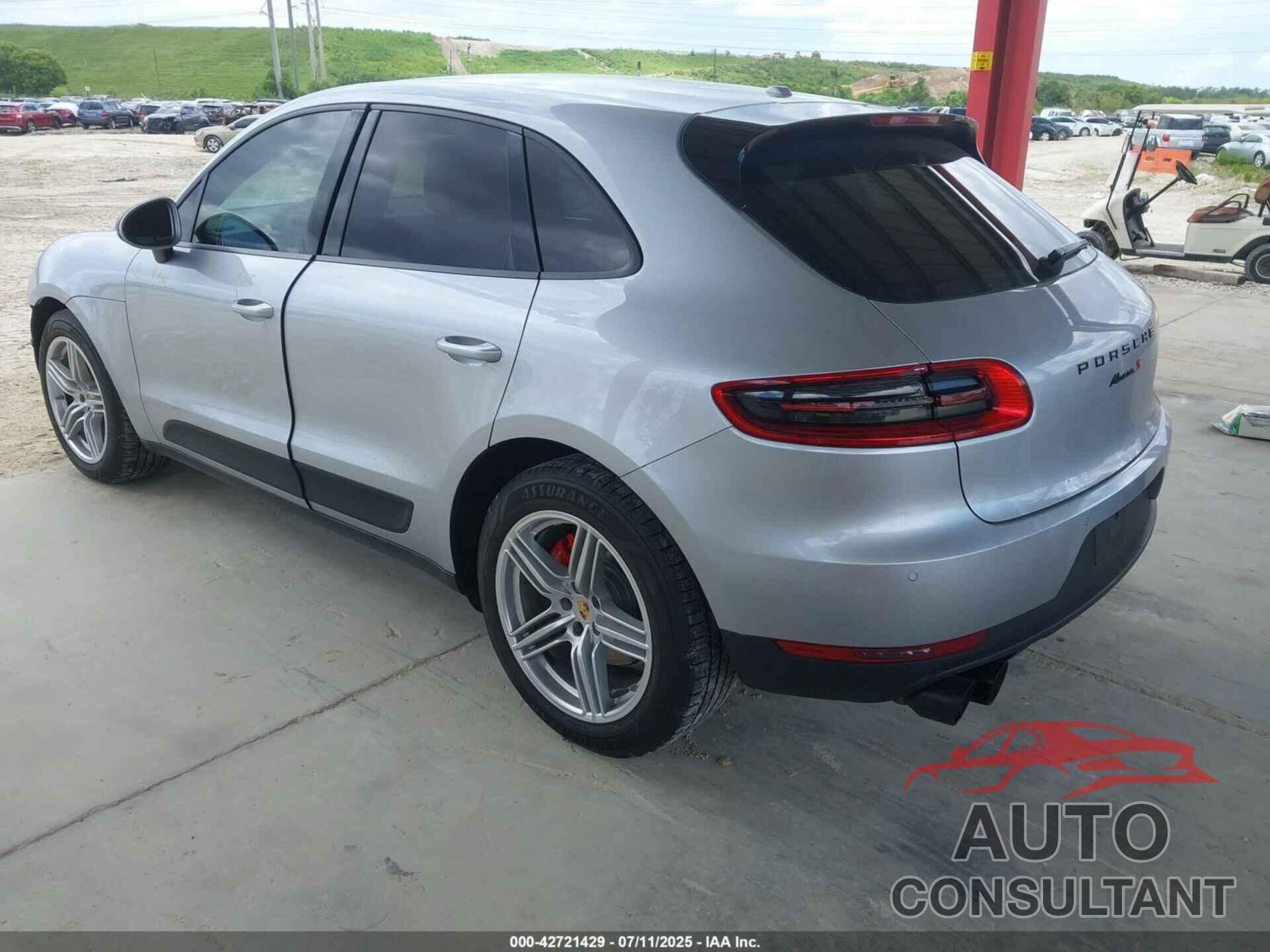 PORSCHE MACAN 2015 - WP1AB2A56FLB65772