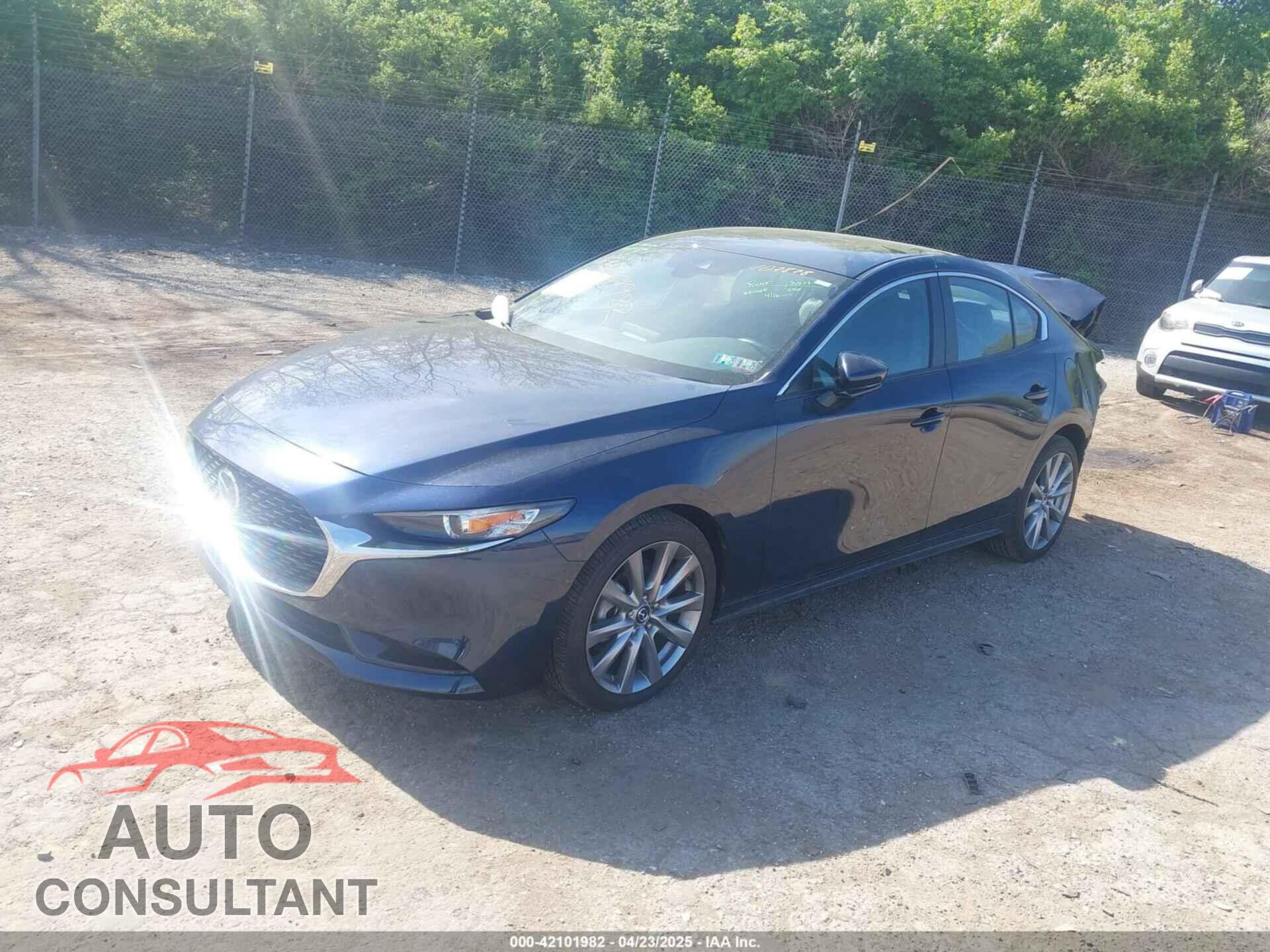MAZDA MAZDA3 2019 - 3MZBPADL5KM107878