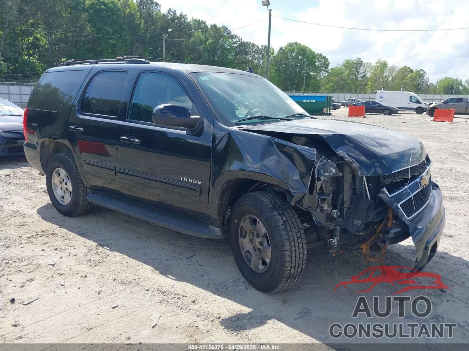 CHEVROLET TAHOE 2013 - 1GNSCAE08DR367476