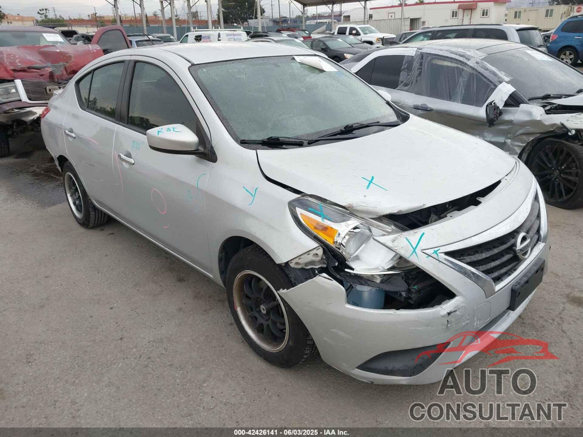 NISSAN VERSA 2018 - 3N1CN7AP9JK431131