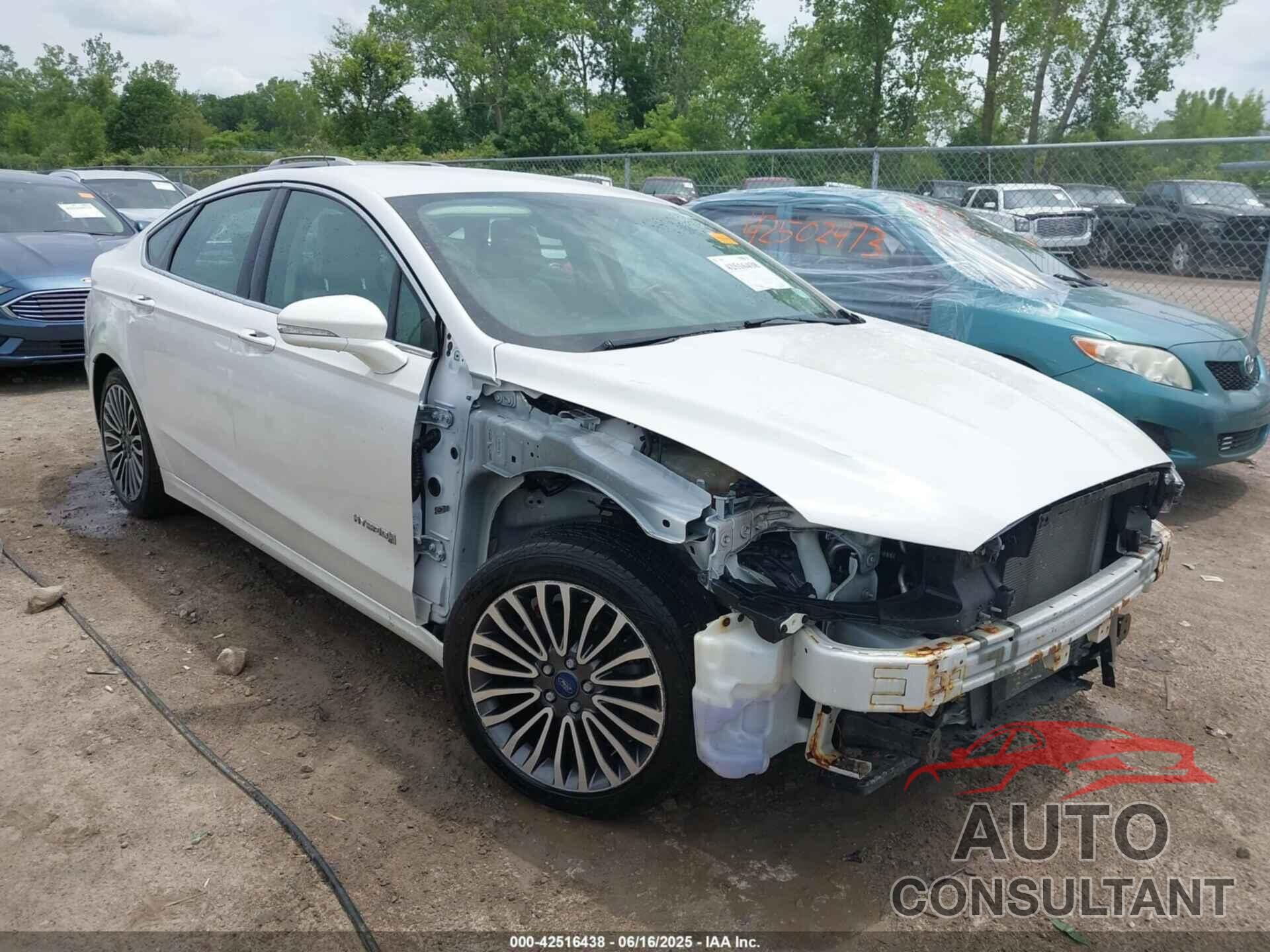 FORD FUSION HYBRID 2017 - 3FA6P0RU2HR388636