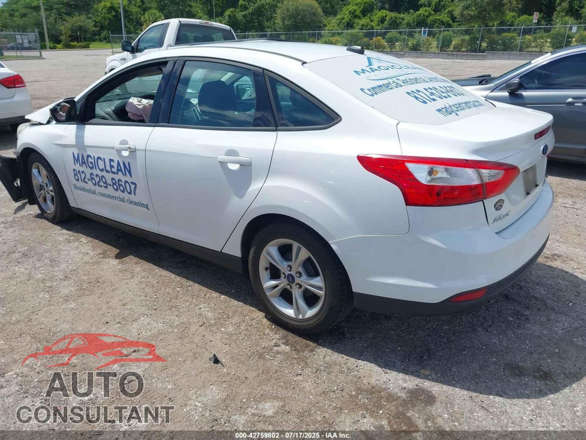FORD FOCUS 2014 - 1FADP3F25EL458135