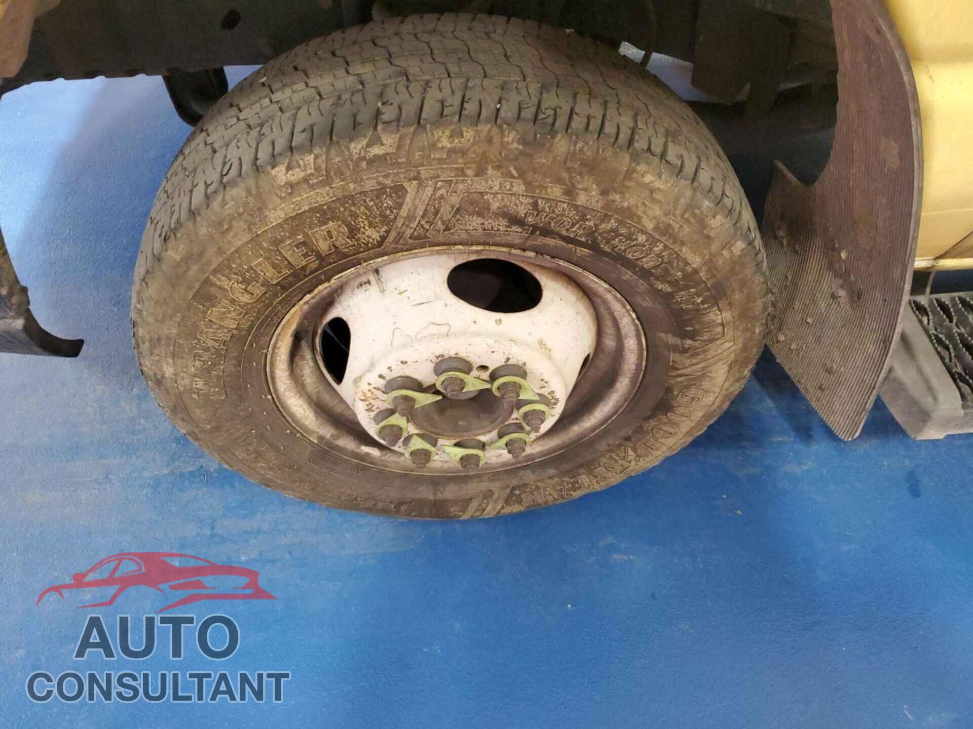 FORD E-450 CUTAWAY 2018 - 1FDXE4FS5JDC33216
