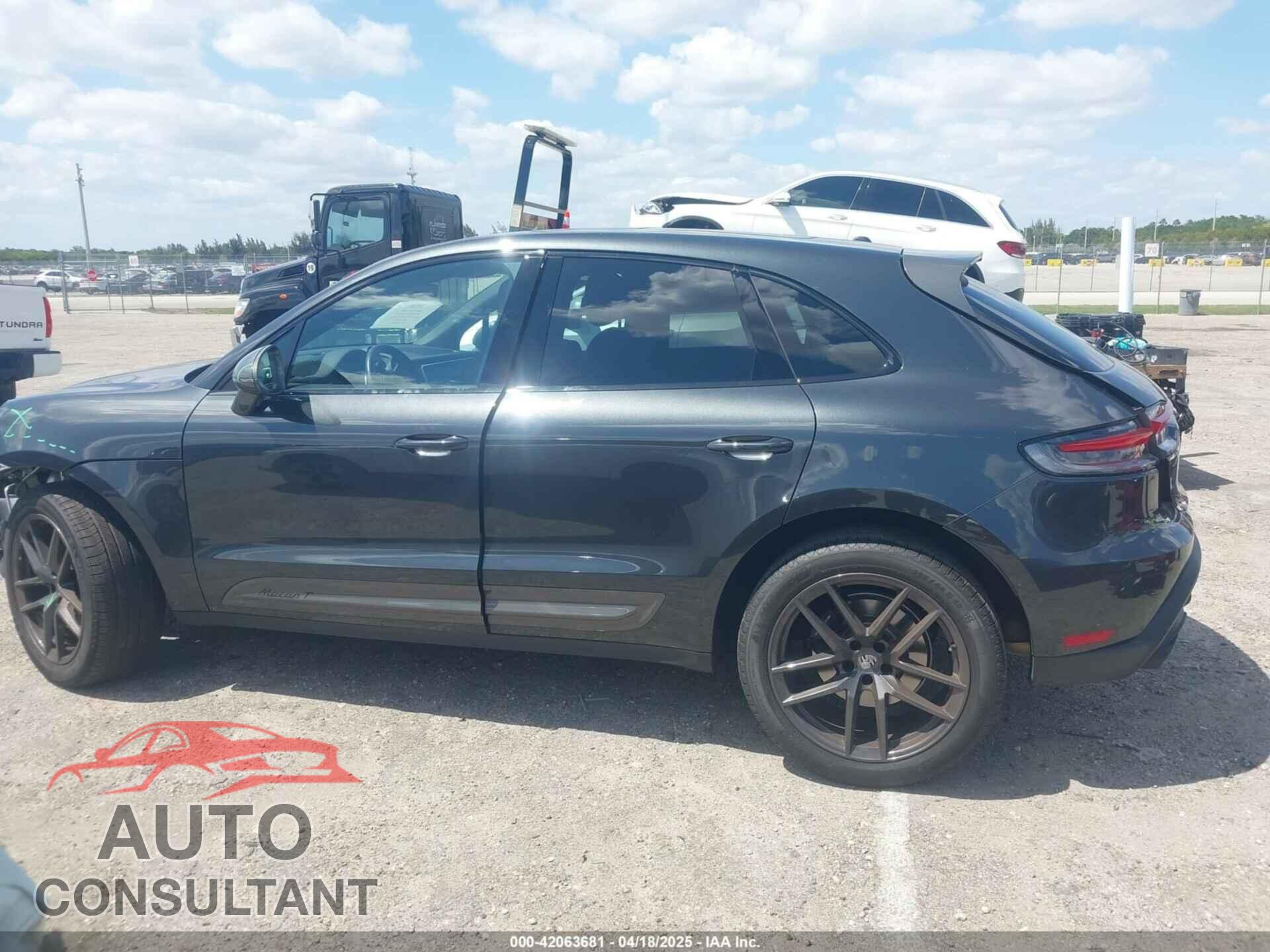 PORSCHE MACAN 2023 - WP1AA2A5XPLB02680