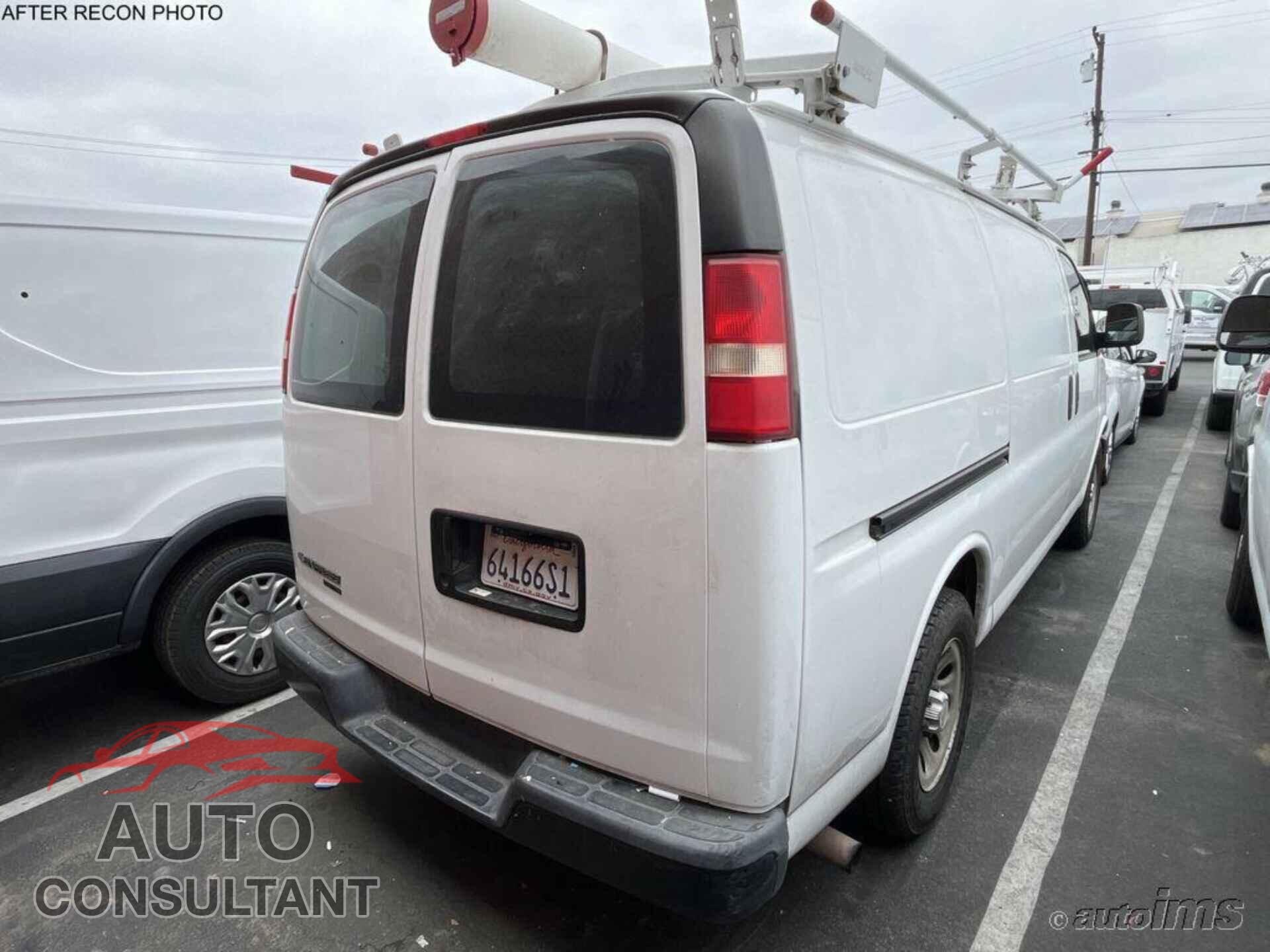 CHEVROLET EXPRESS G1500 2014 - 1GCSGAFX9E1200729