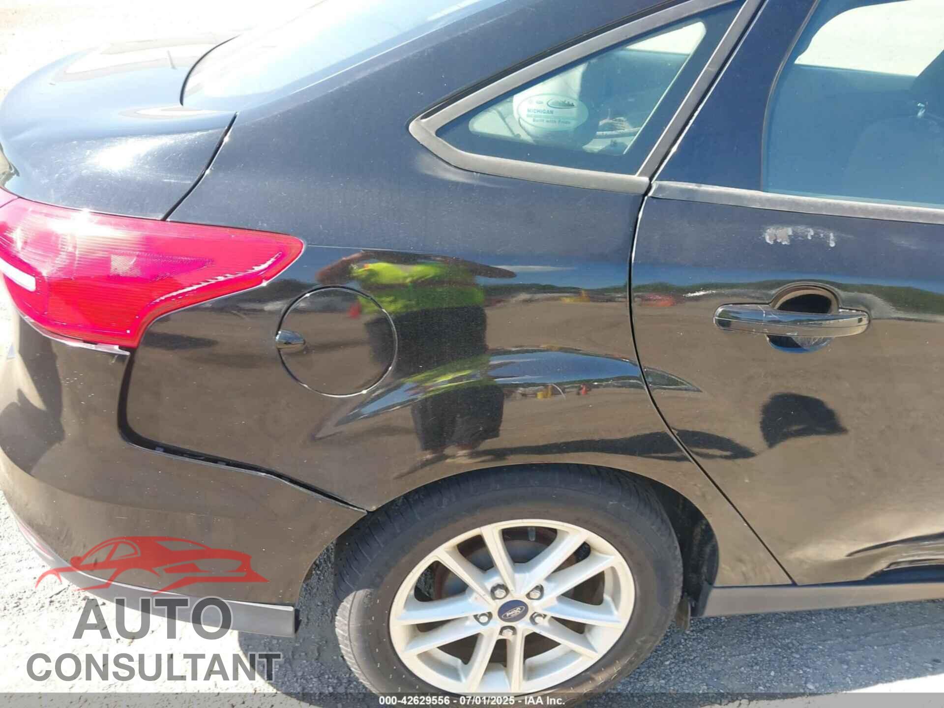 FORD FOCUS 2016 - 1FADP3F23GL235708