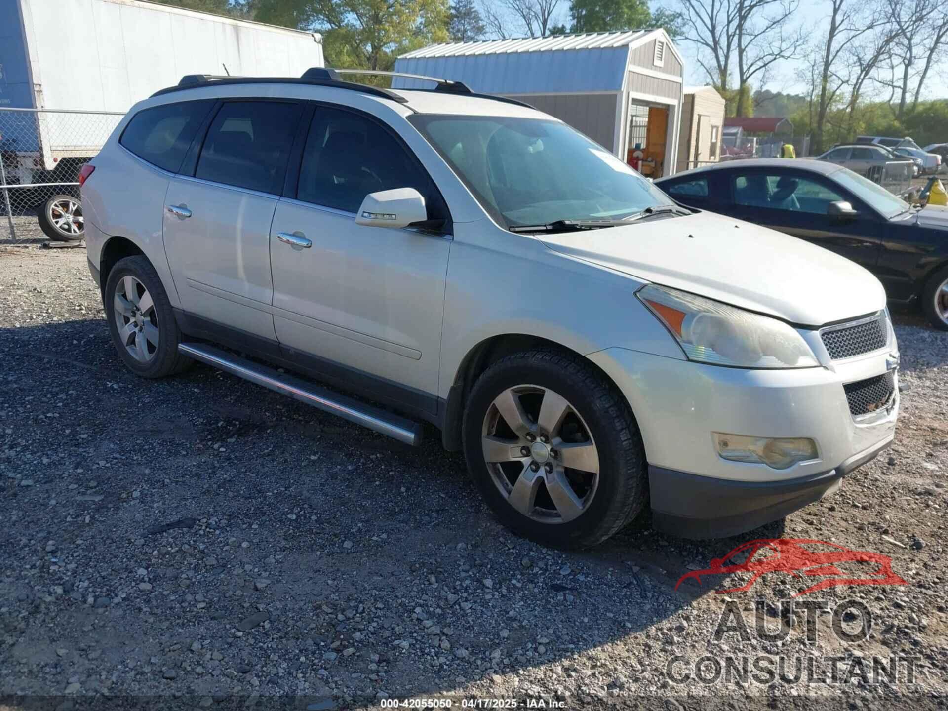 CHEVROLET TRAVERSE 2011 - 1GNKRGED8BJ378252