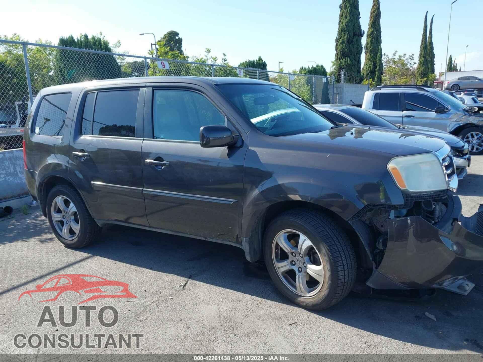 HONDA PILOT 2012 - 5FNYF4H75CB048285